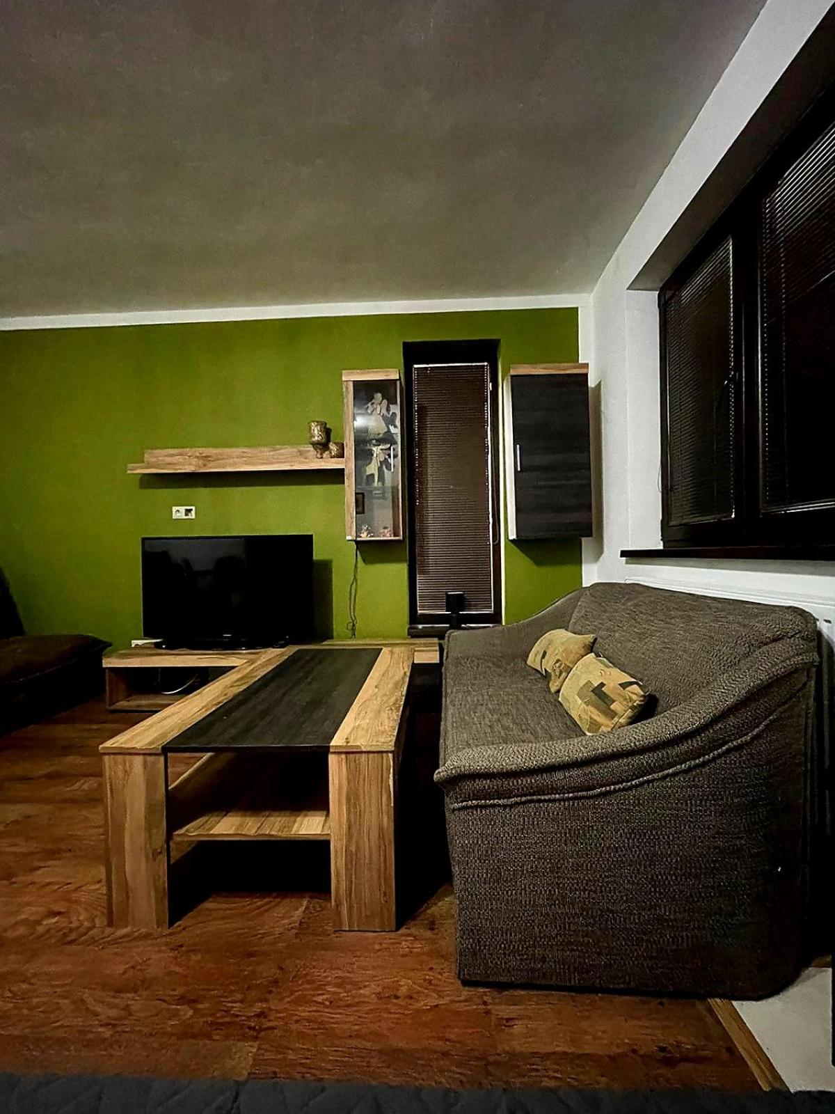 Double Room with Private Bathroom - Photo 6