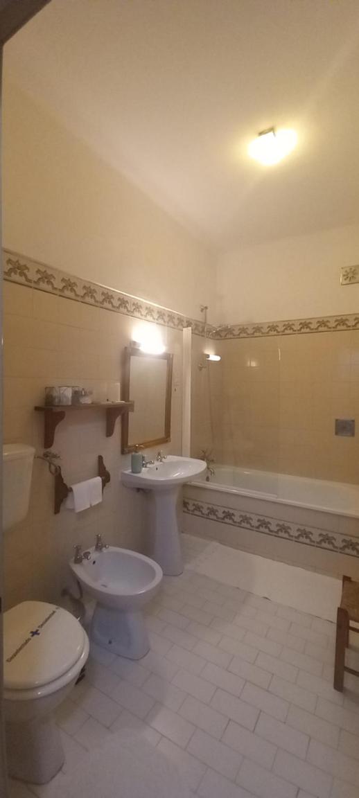 Deluxe Double Room with Castle View - Photo 4