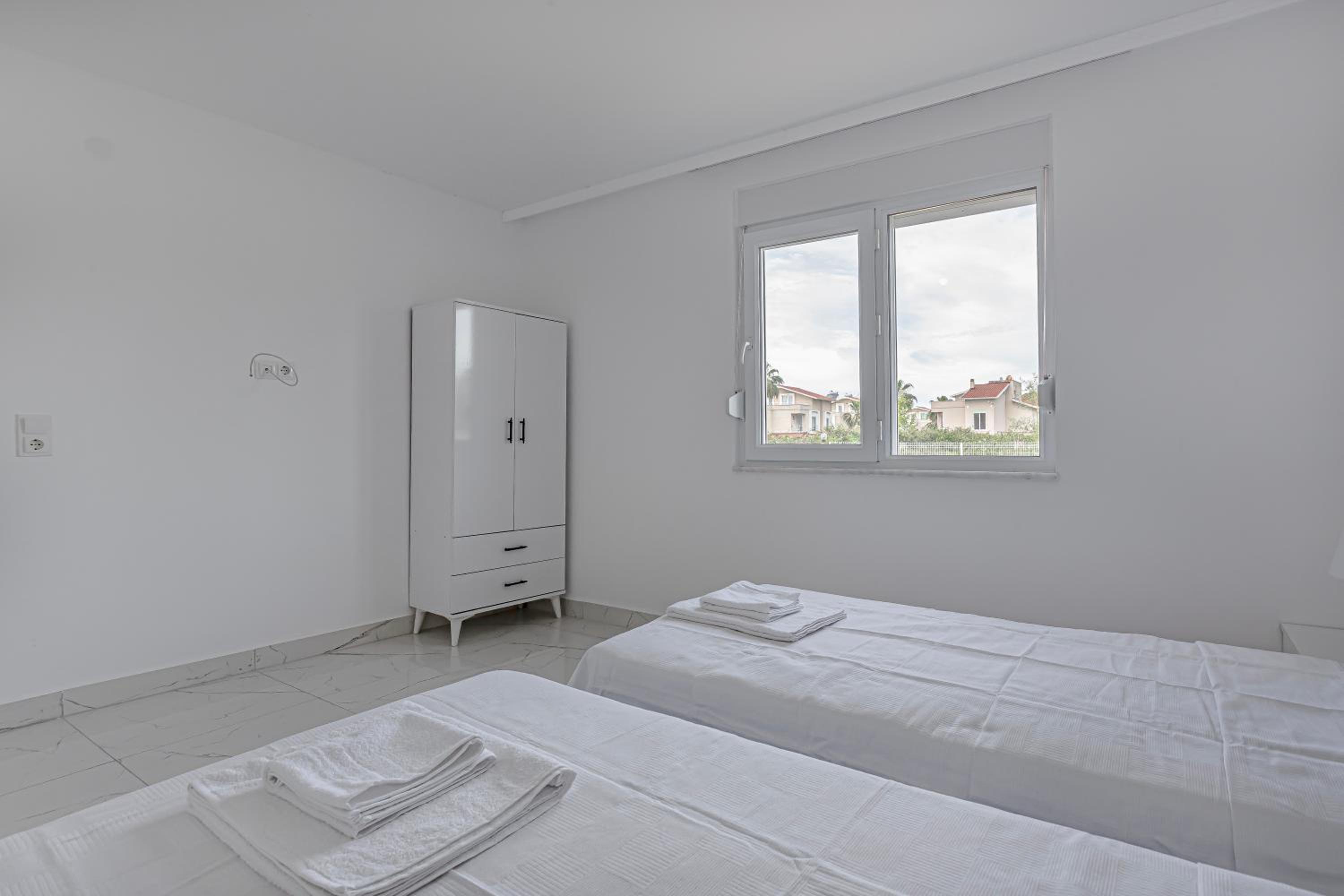 Villa photo 3