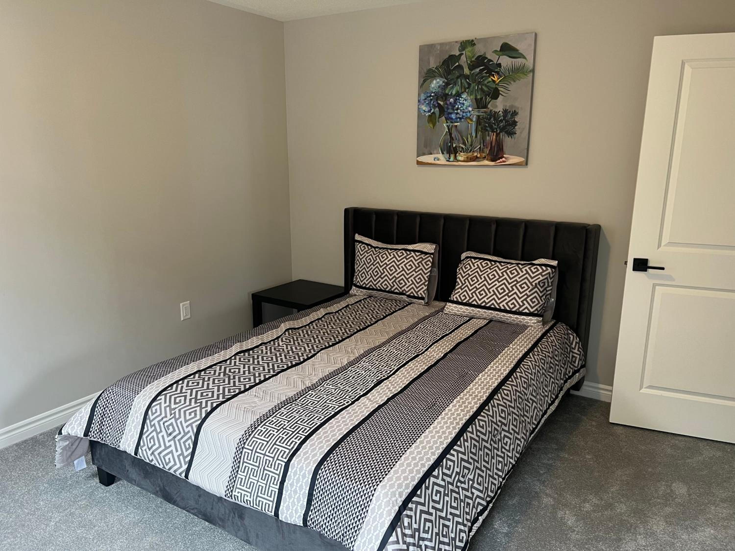 Four-Bedroom House photo 1