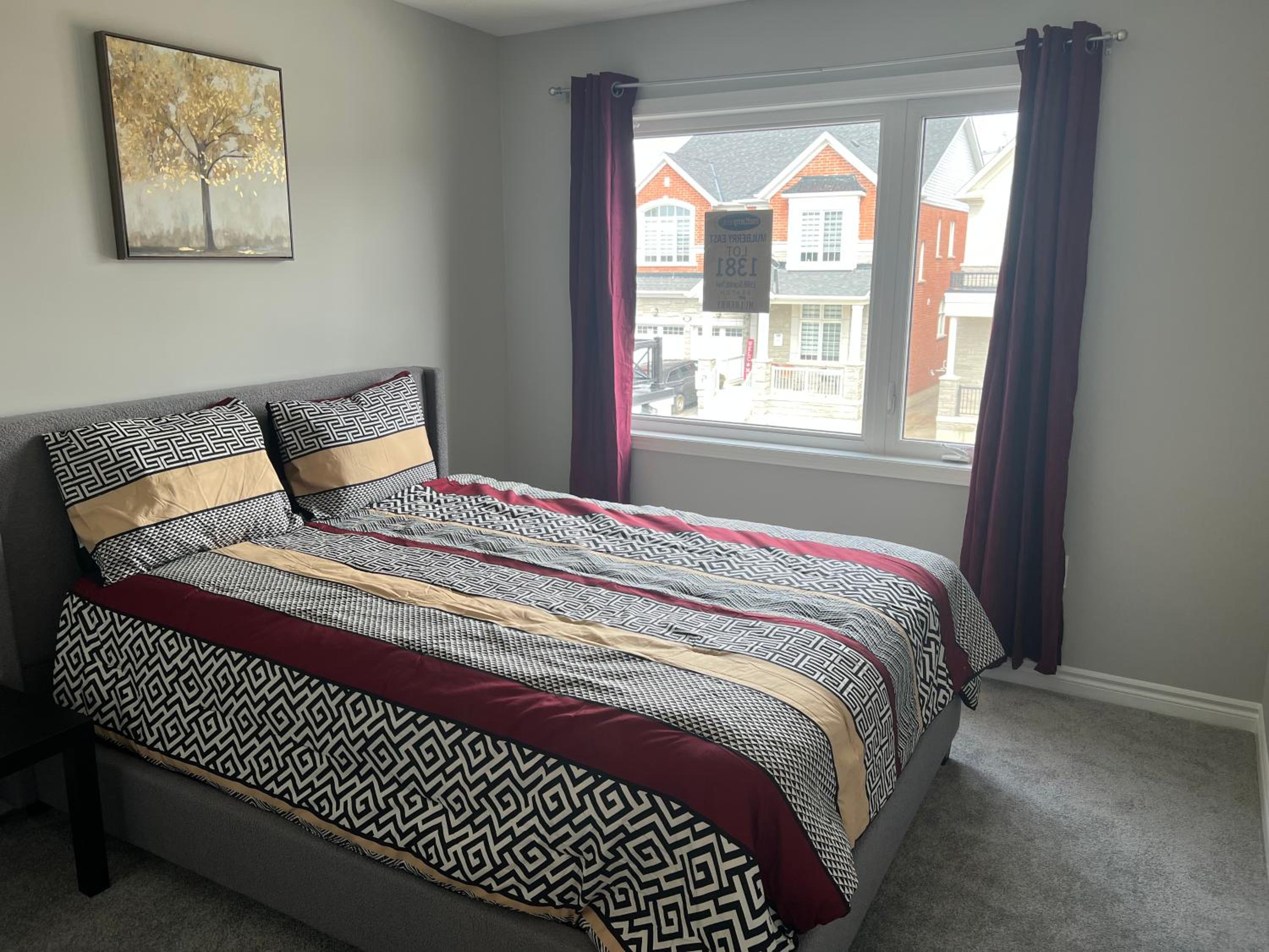Four-Bedroom House photo 2