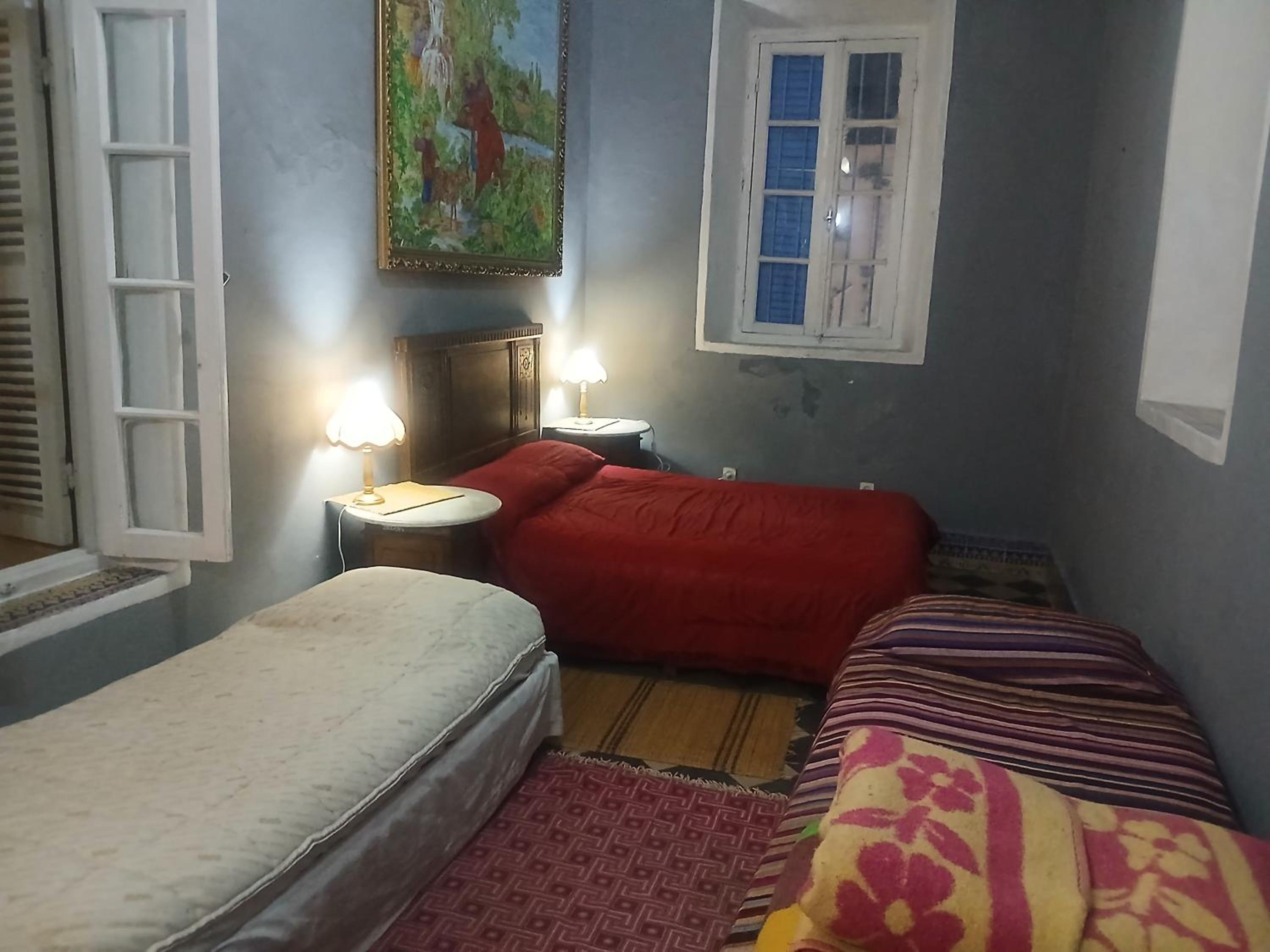 Quadruple Room with Bathroom - Photo 7