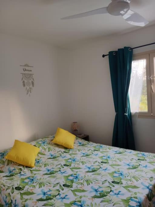 One-Bedroom House photo 1
