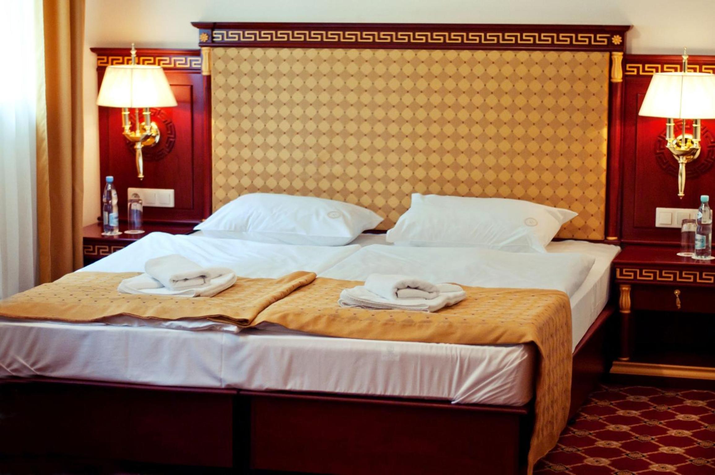 Double or Twin Room - Photo 2