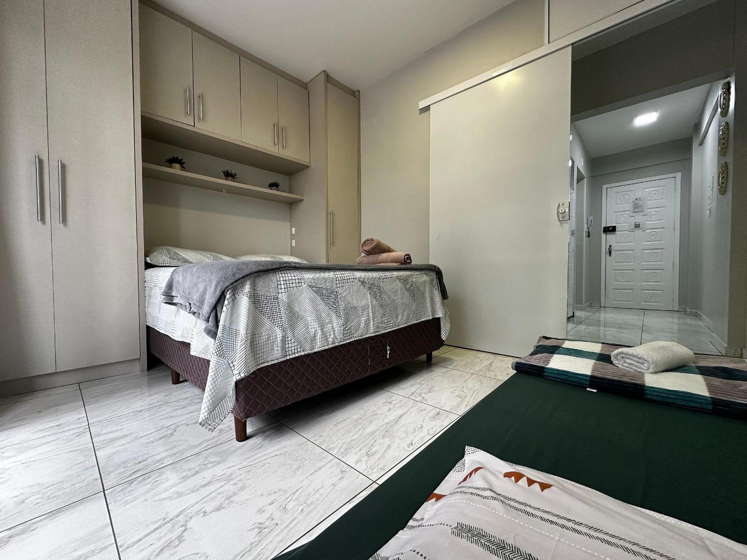 Apartment - Photo 2