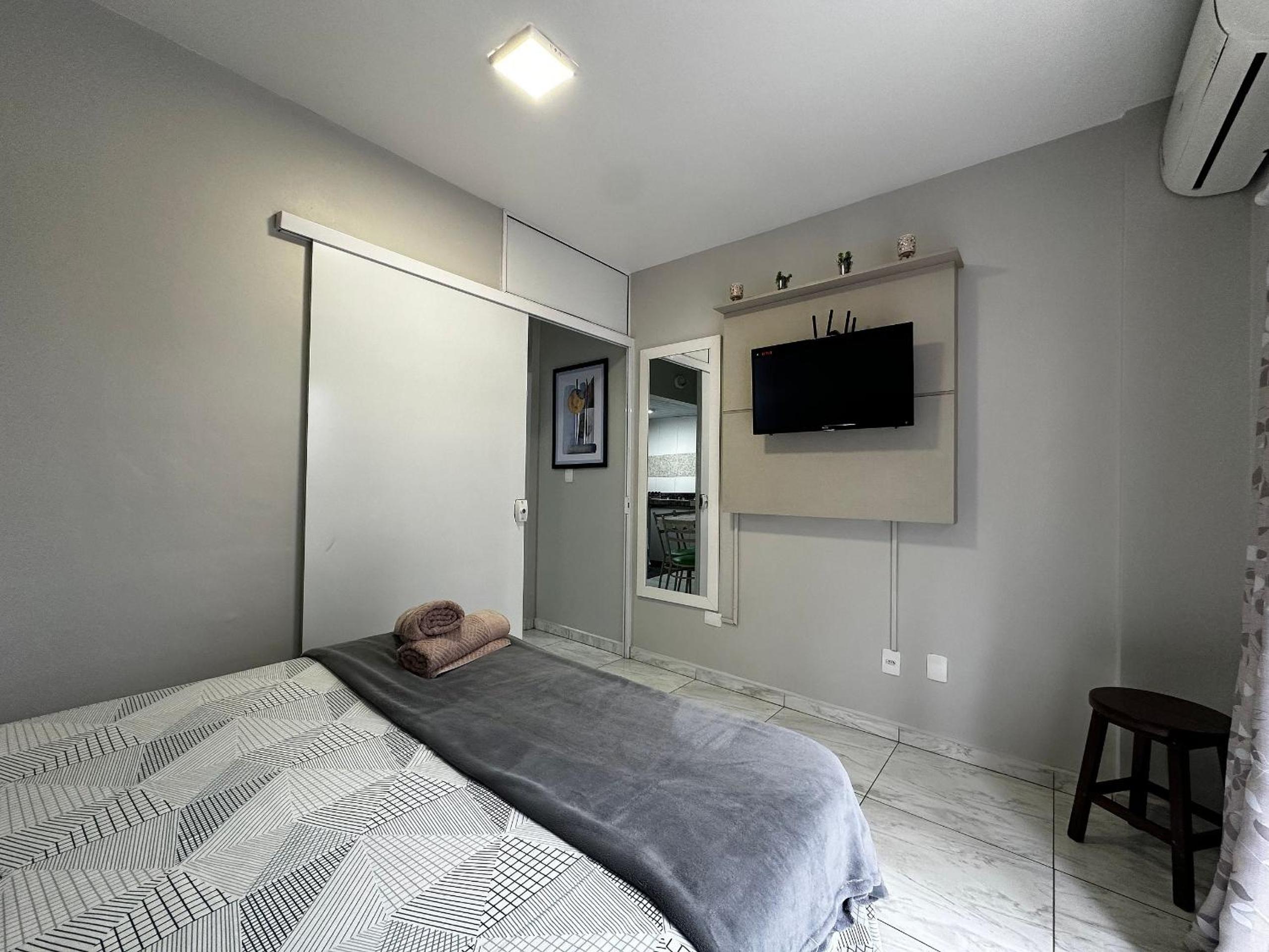 Apartment - Photo 19