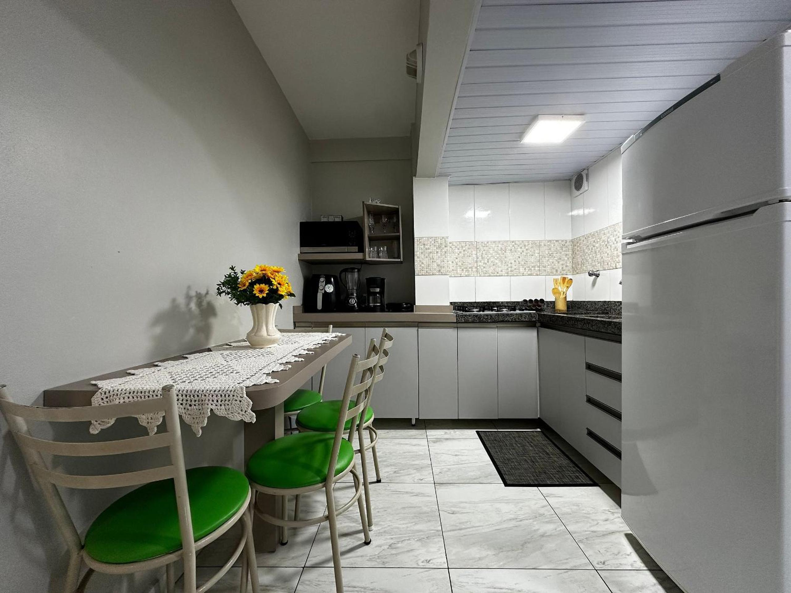 Apartment - Photo 8