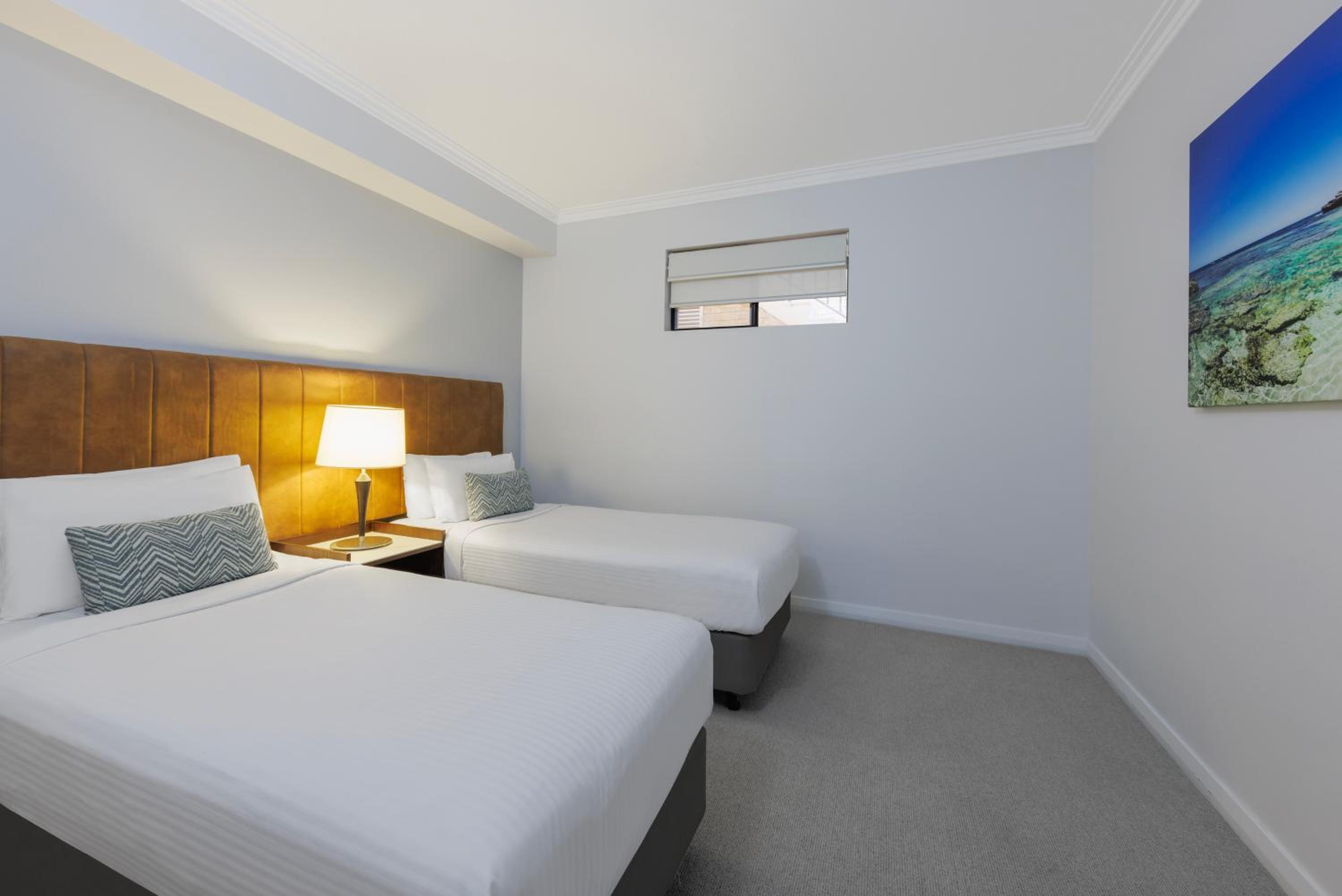 1 King Bed, 2 Twin Beds, Grand 2 Bedroom Apartment, Non-Smoking photo 2