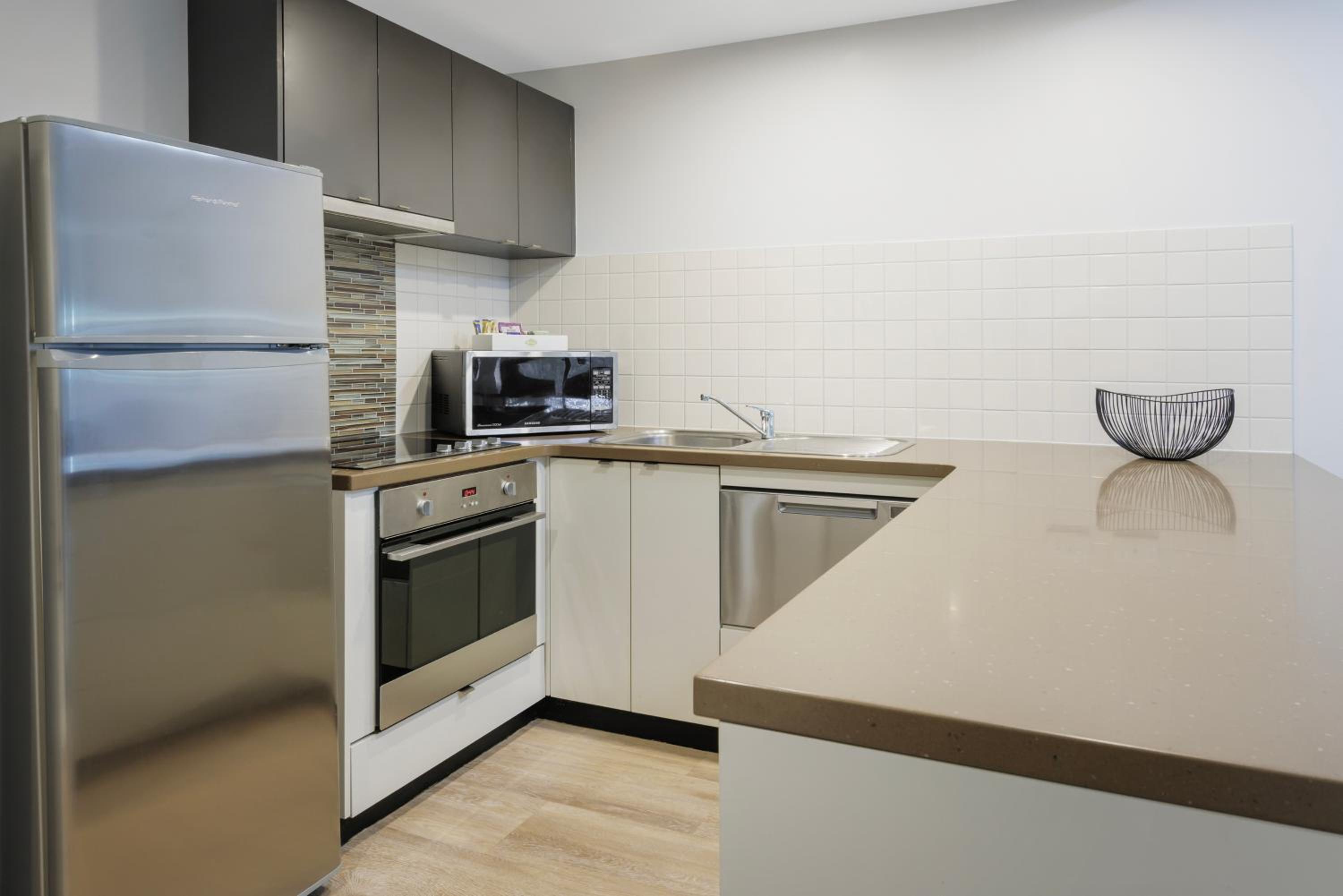 Two-Bedroom Apartment - Ground Floor/Non-Smoking photo 3