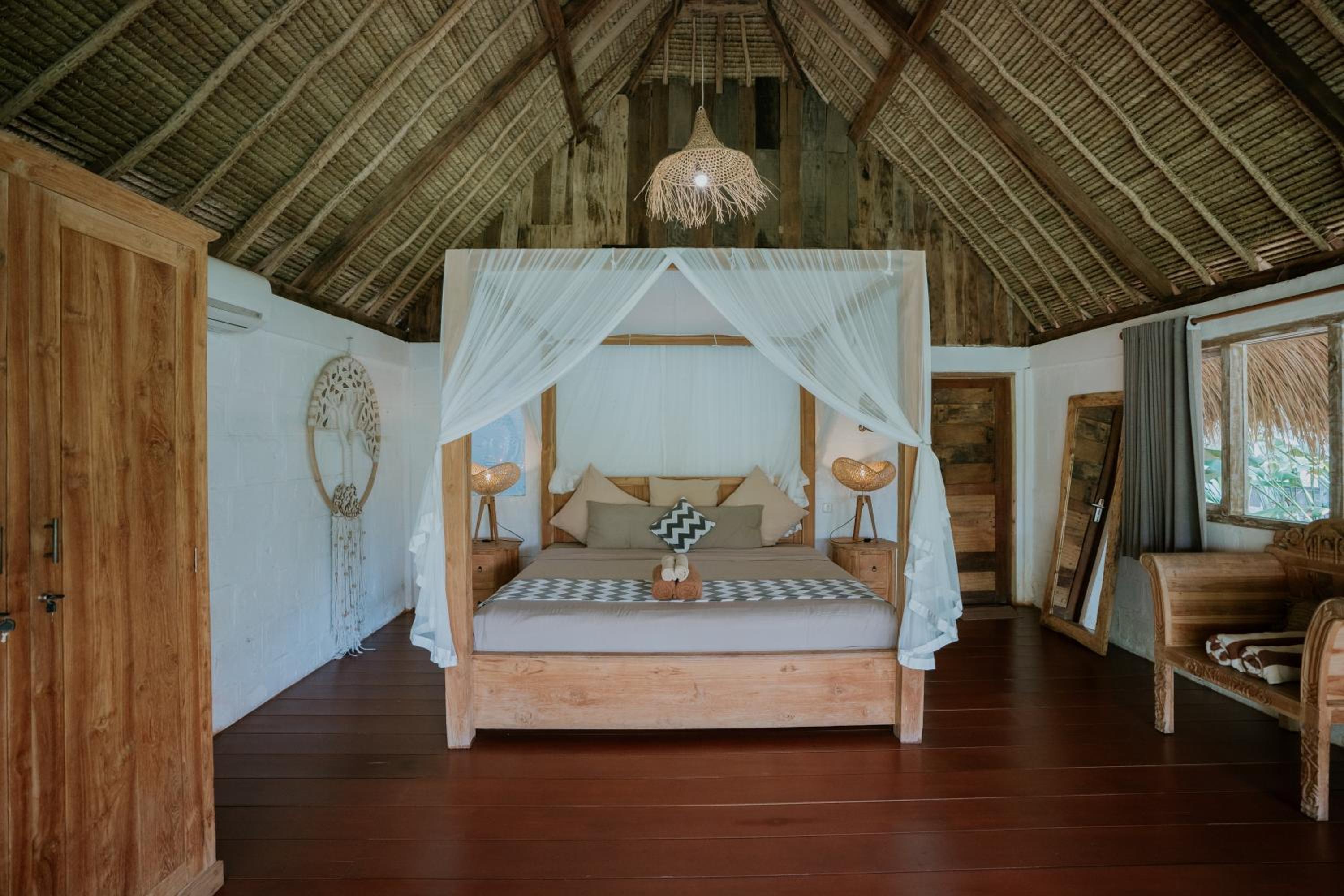 Standard Bungalow - Photo 1