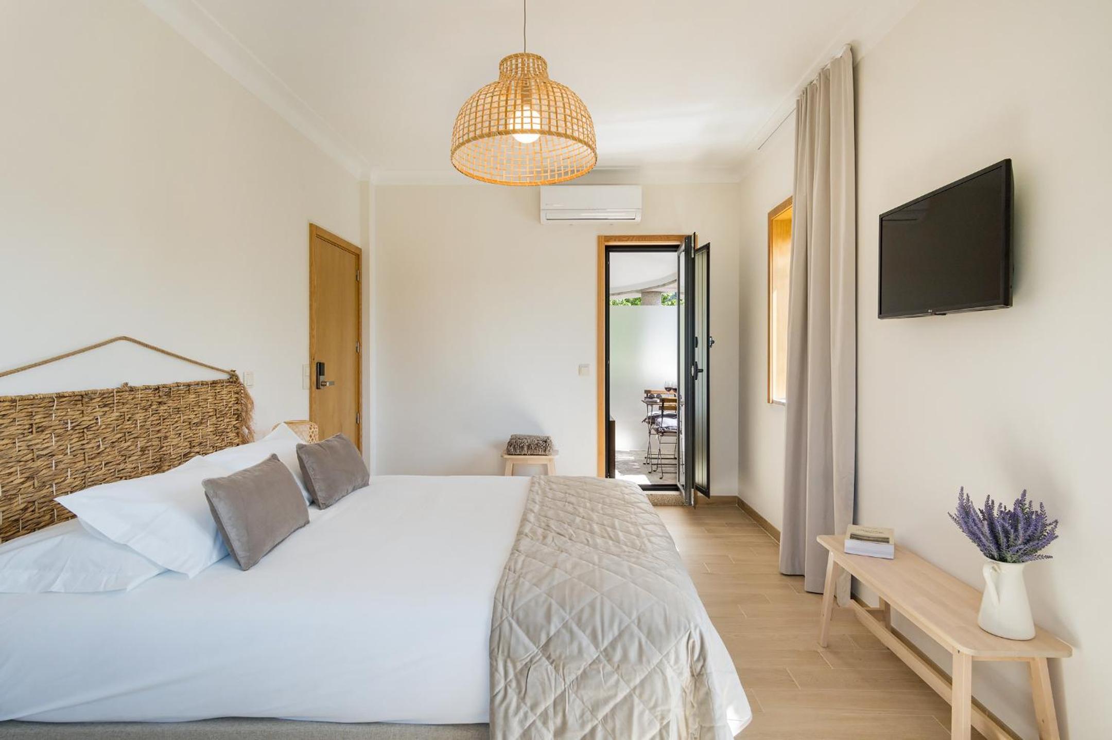 Junior Suite with Balcony photo 3