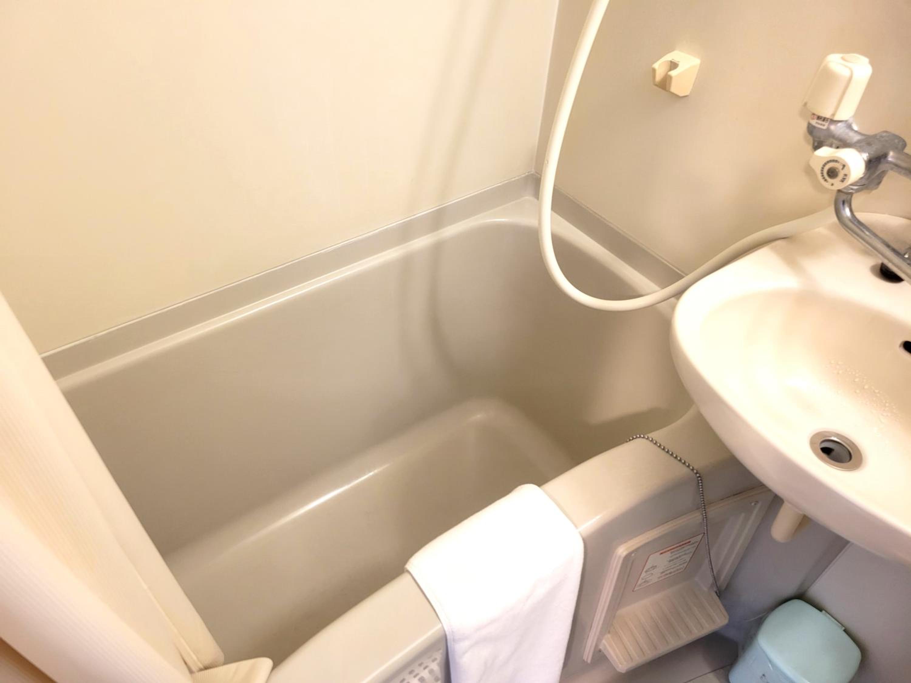 Small Double Room - Non-Smoking - Photo 3
