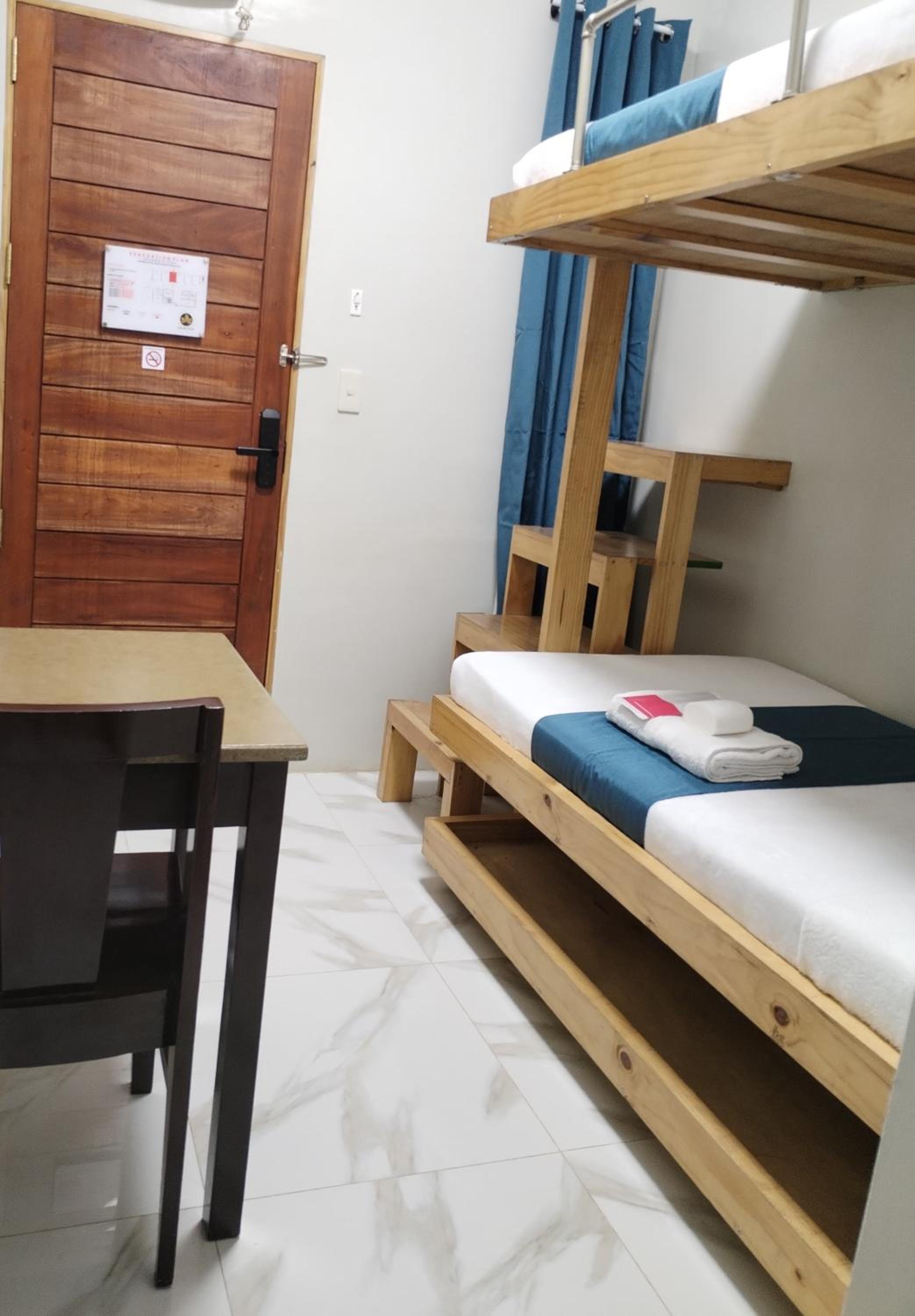 Economy Twin Room