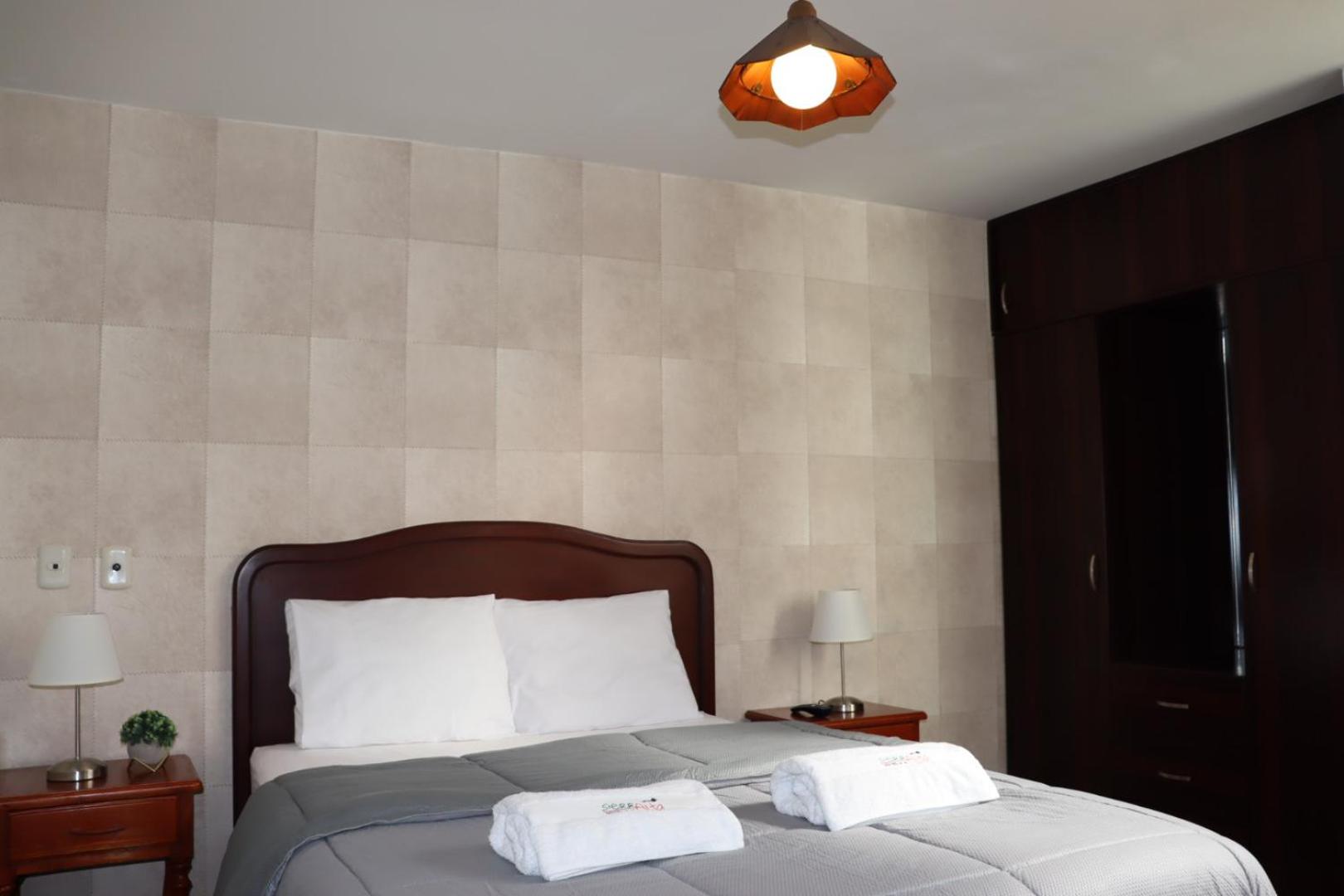 Queen Room photo 3