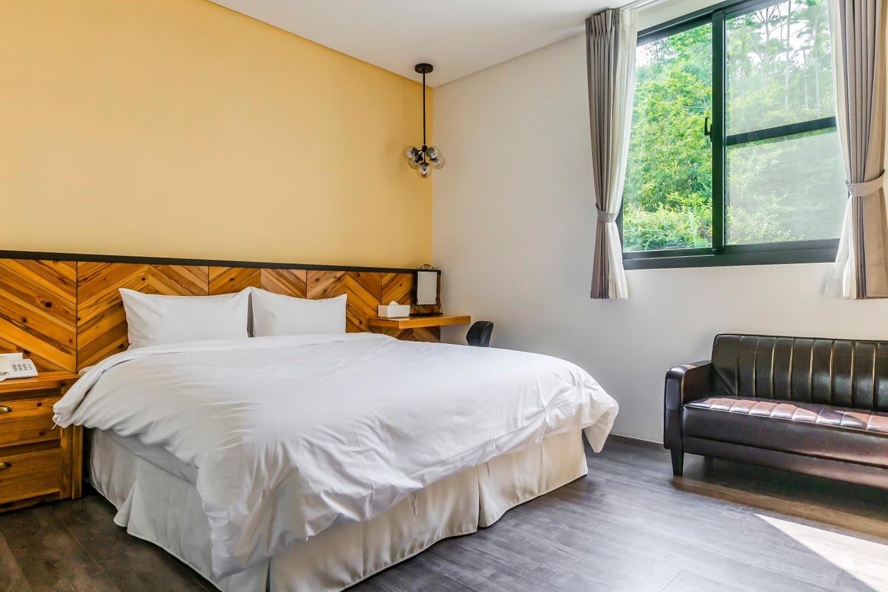 Deluxe Double Room photo 2