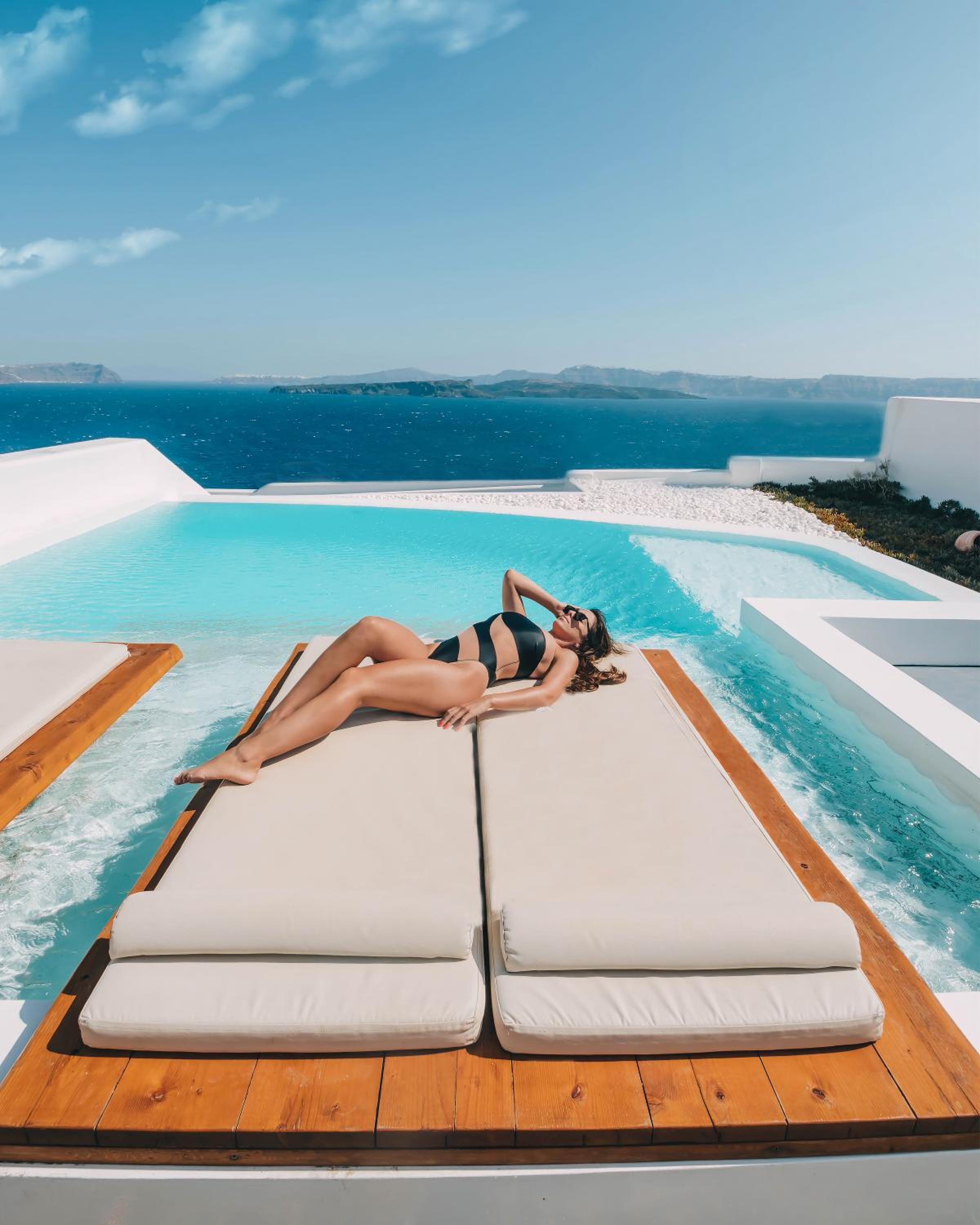 The Eclectic Villa with Infinity Heated Private Pool - Photo 10