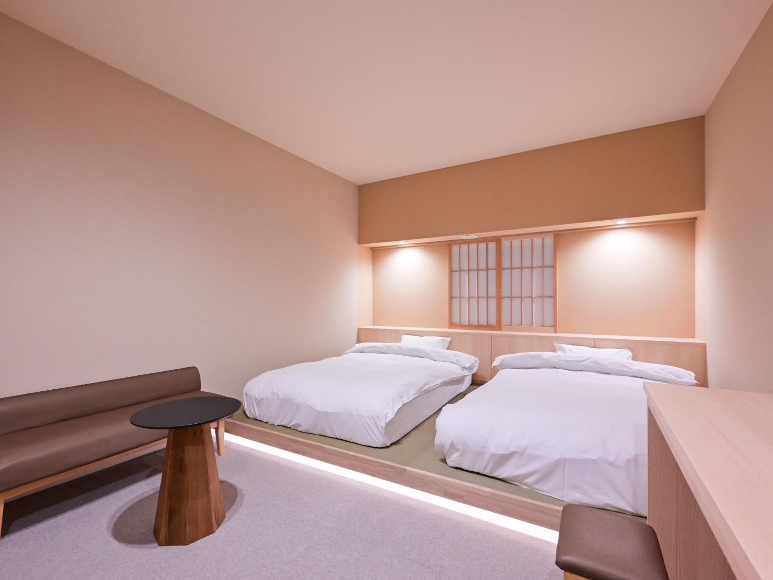 Standard Twin Room photo 2