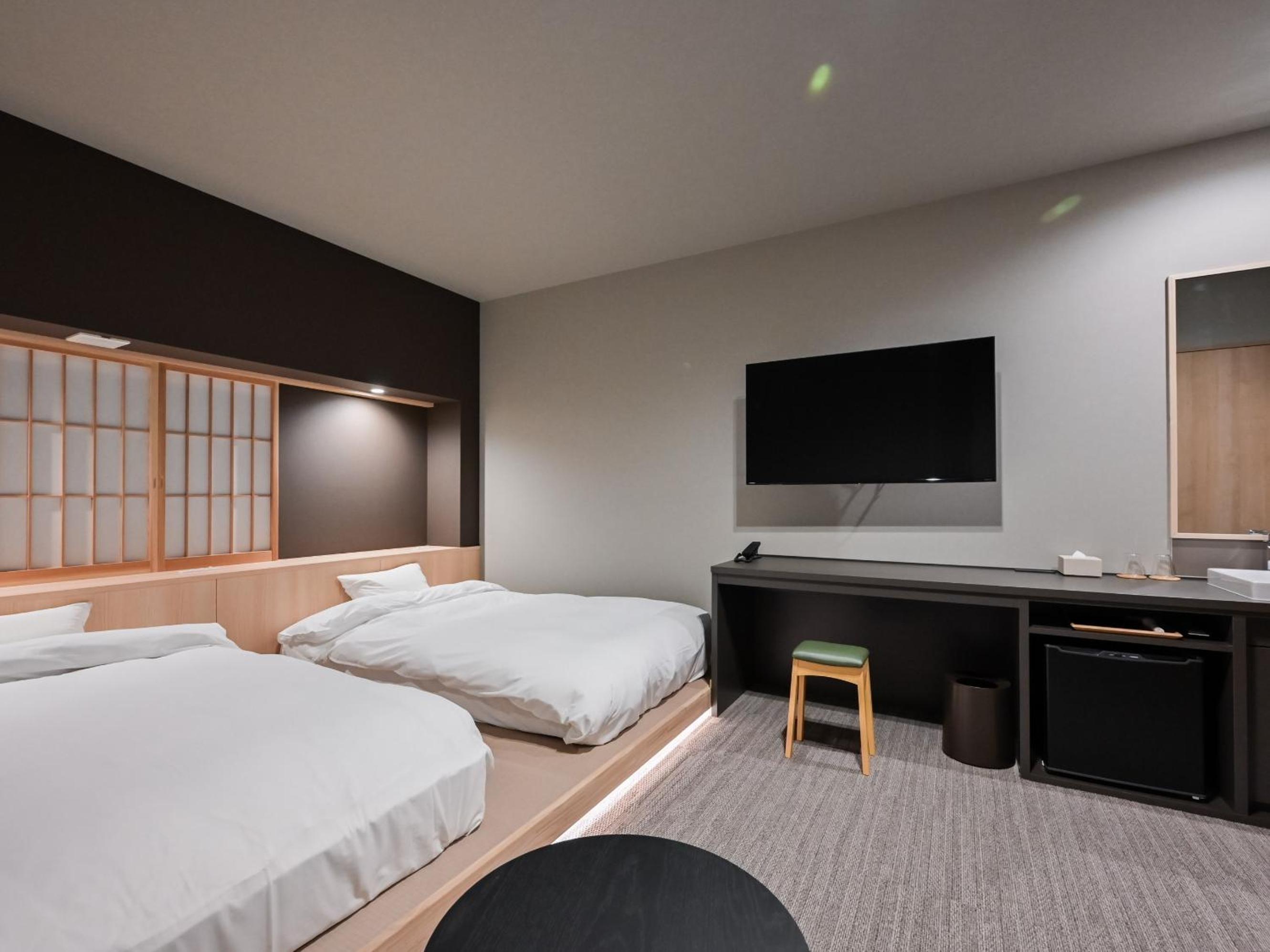 Standard Twin Room photo 3