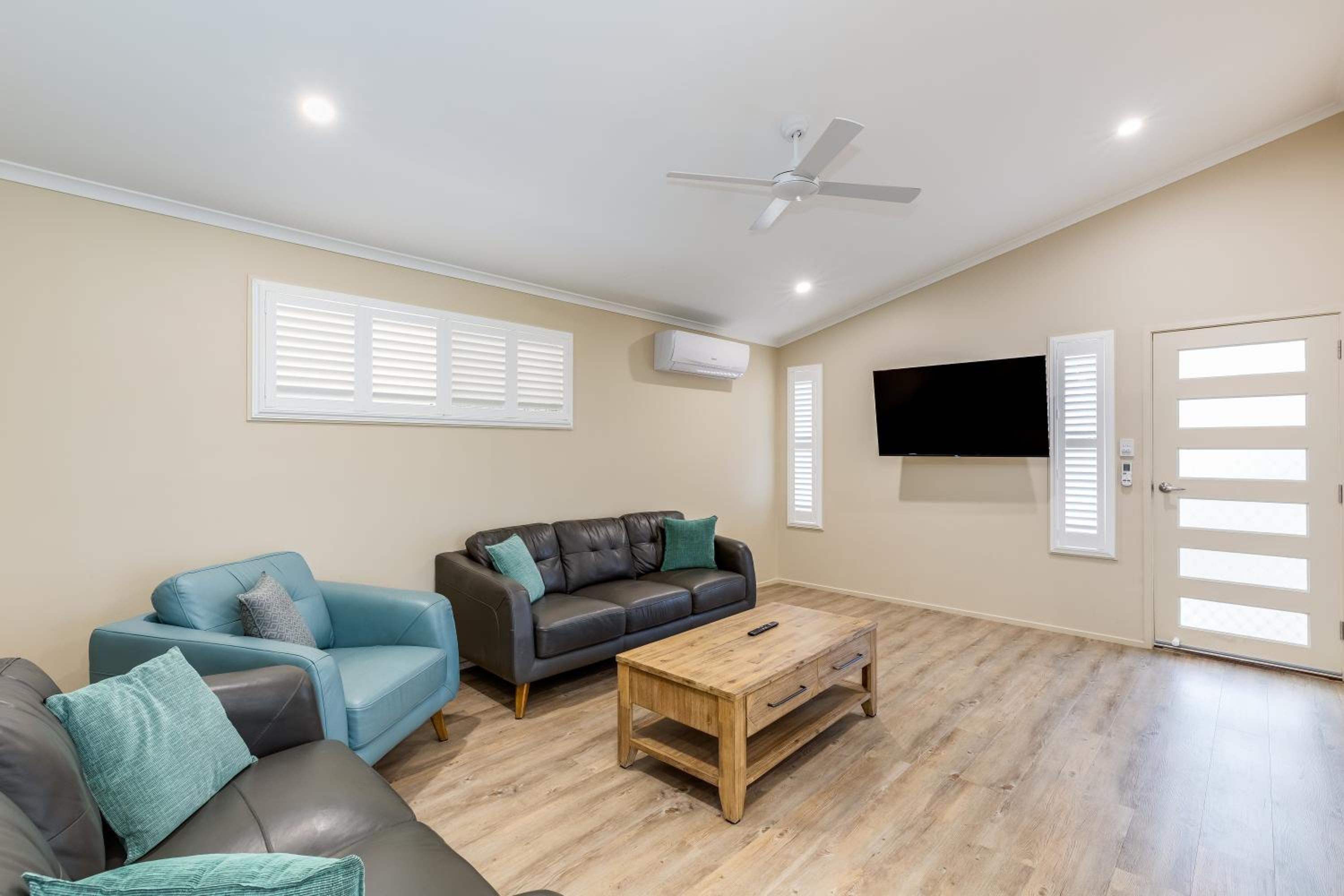 Two Bedroom Premium Deluxe Cottage photo 2