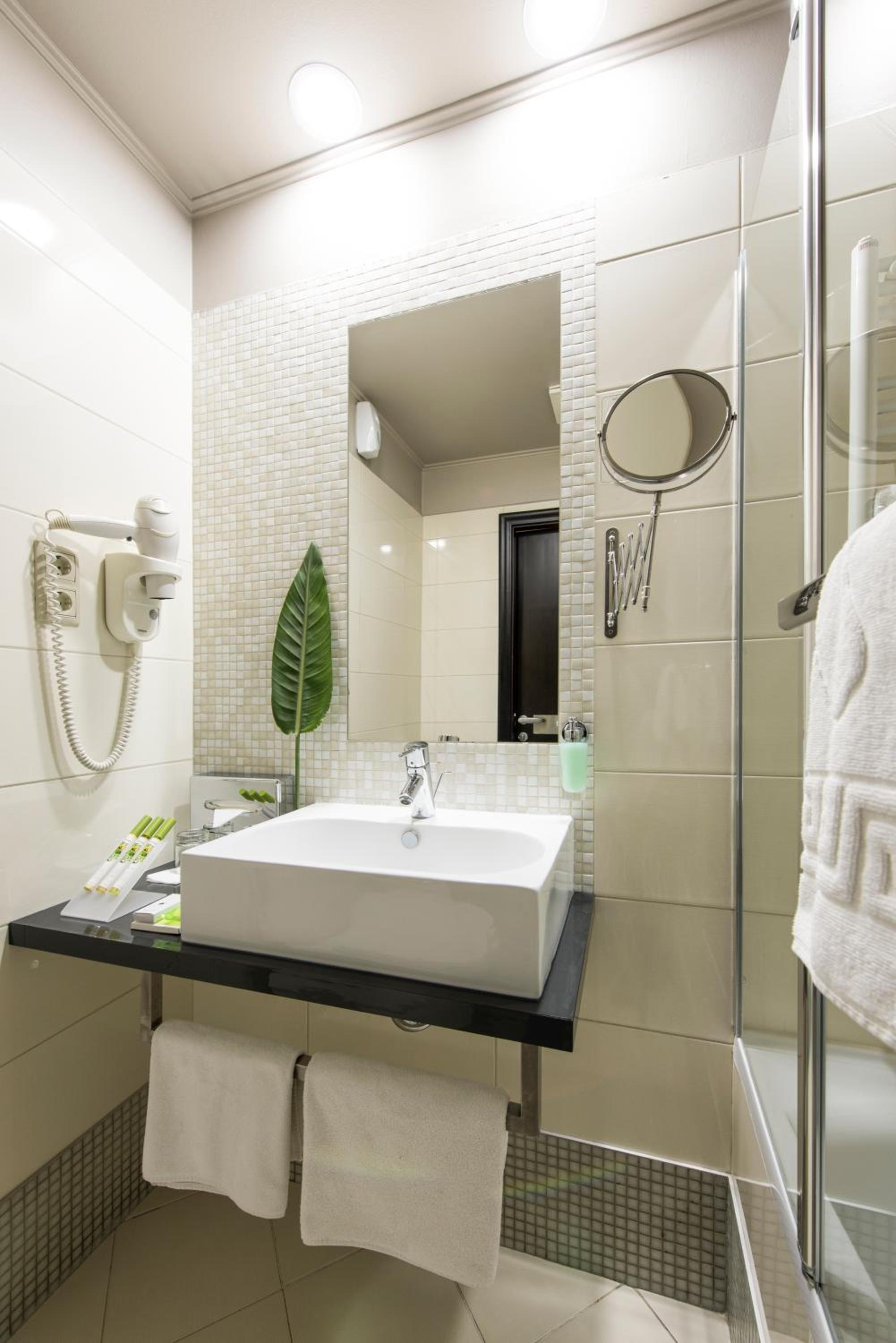 Double or Twin Room with City View