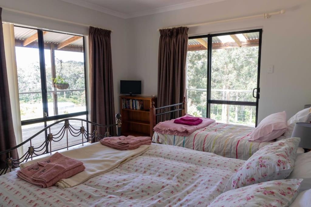 Four-Bedroom House photo 1