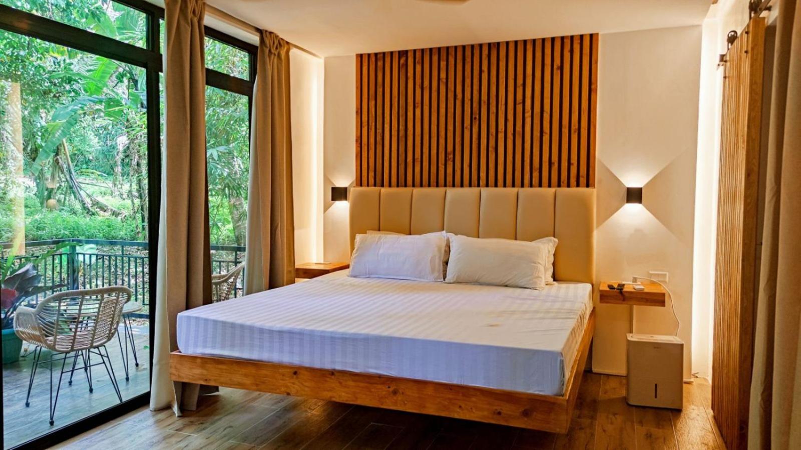 Villa photo 1