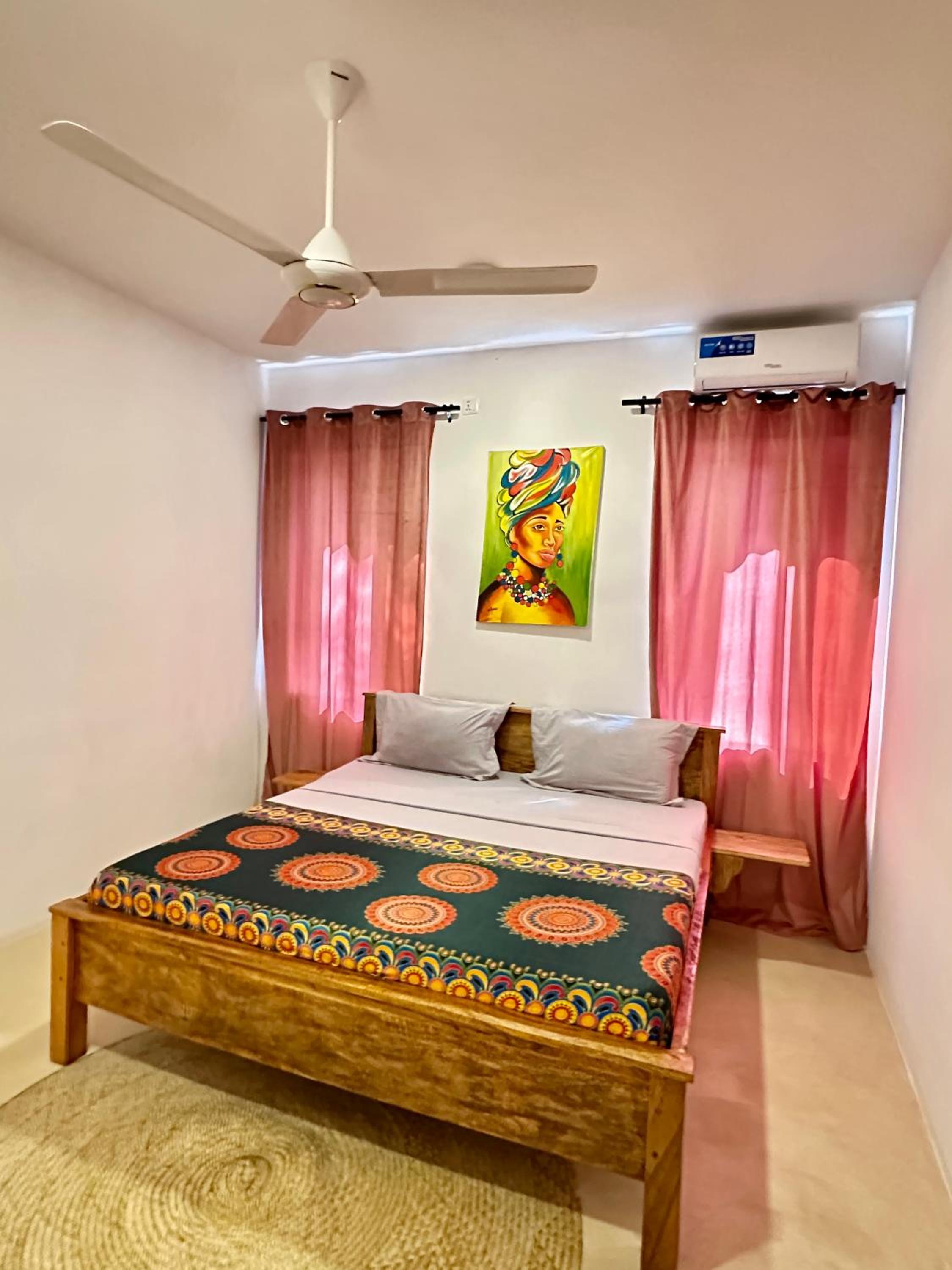 Deluxe King Suite - Photo 64