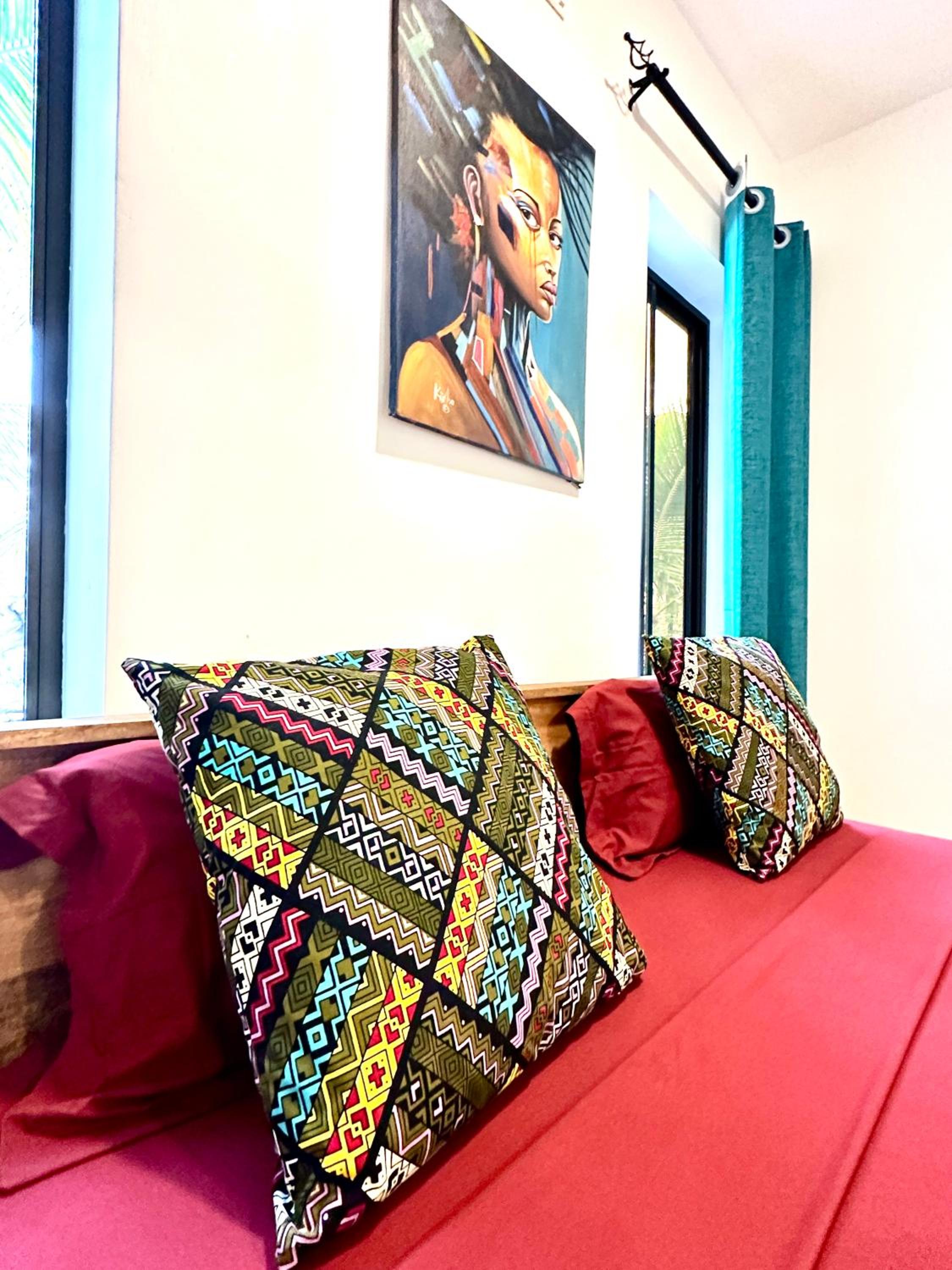 Deluxe King Suite - Photo 14