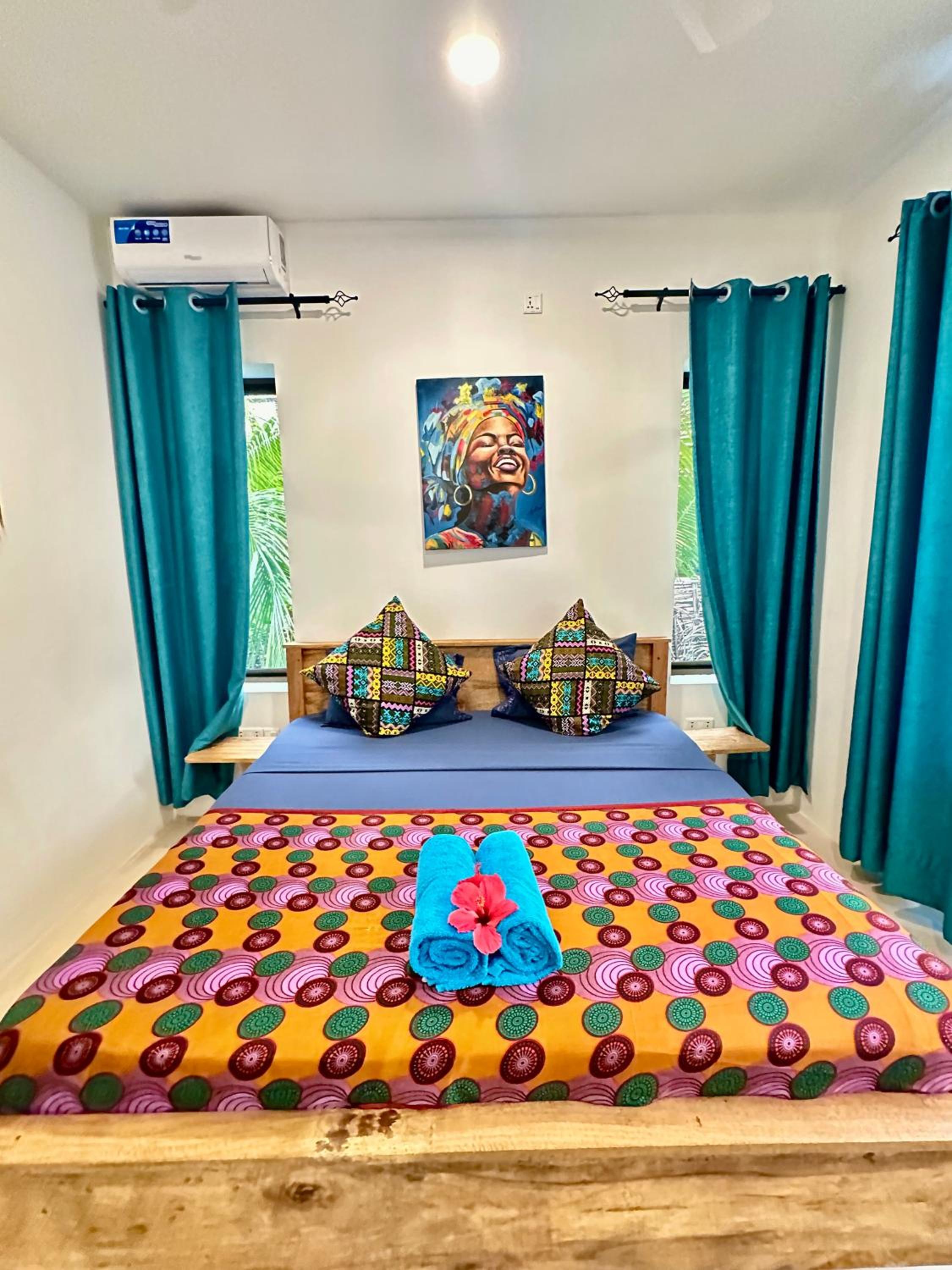 Deluxe King Suite - Photo 16