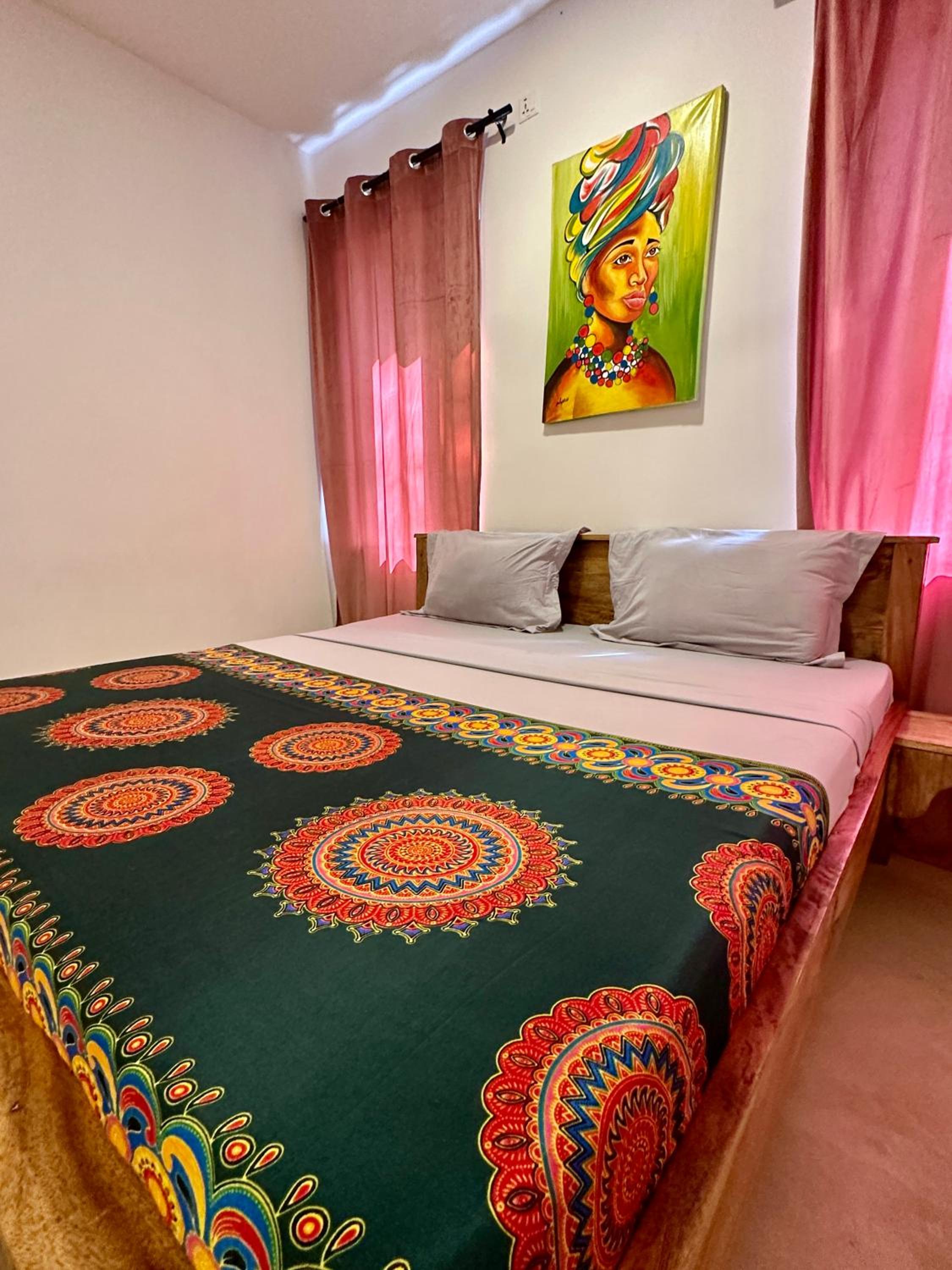 Deluxe King Suite - Photo 22