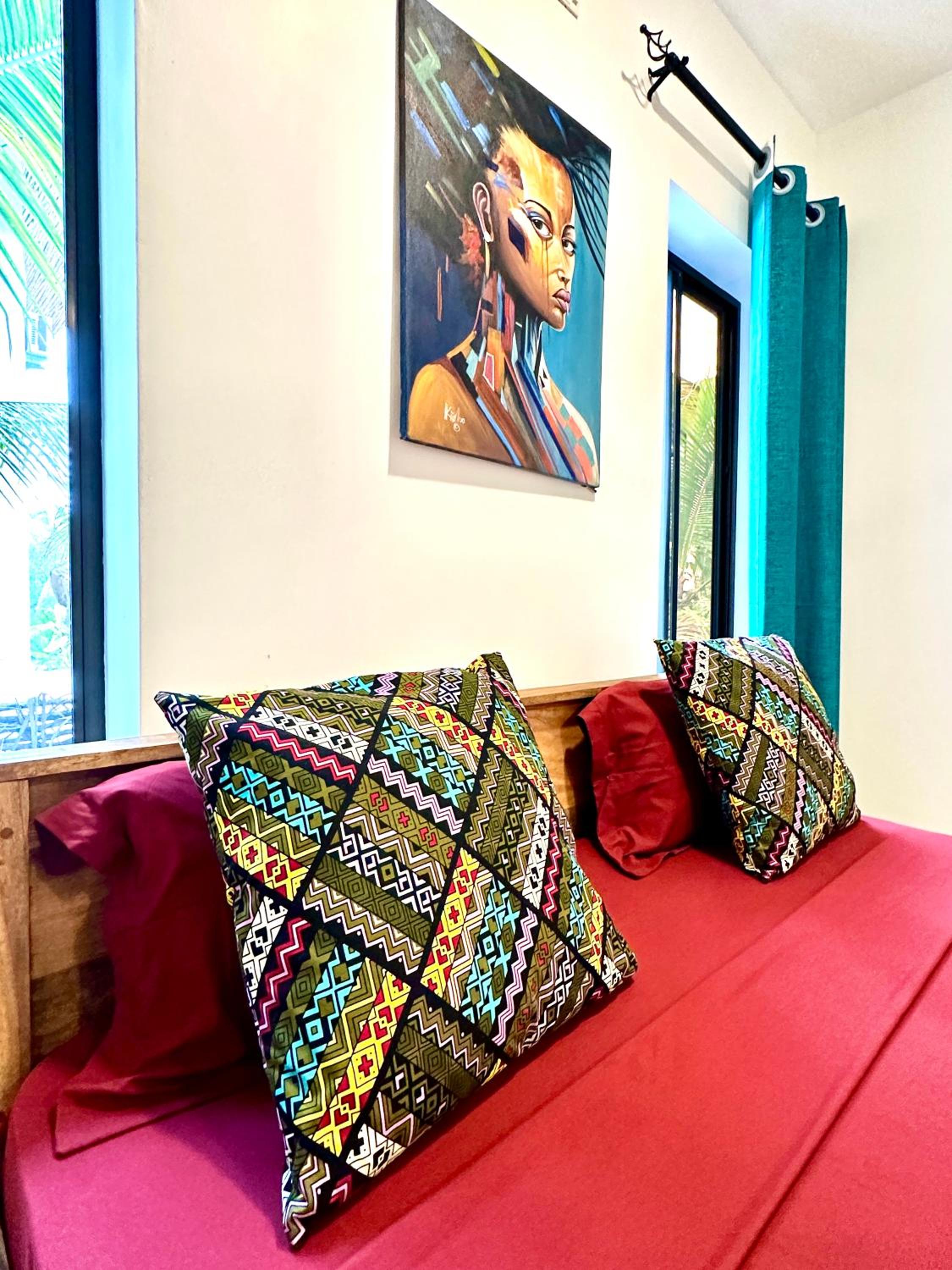Deluxe King Suite - Photo 27