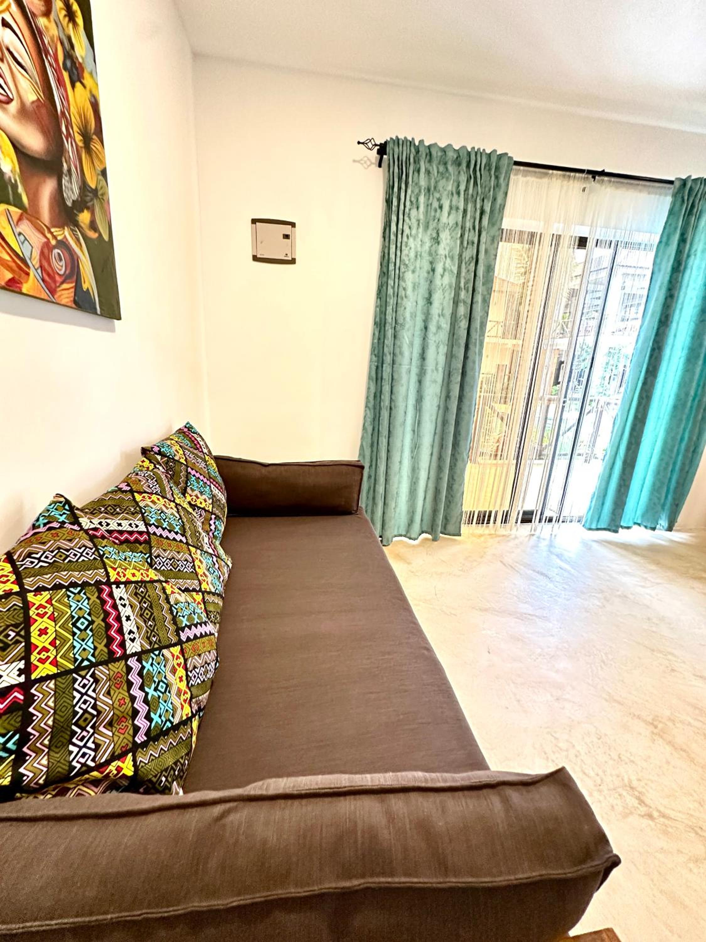 Deluxe King Suite - Photo 34