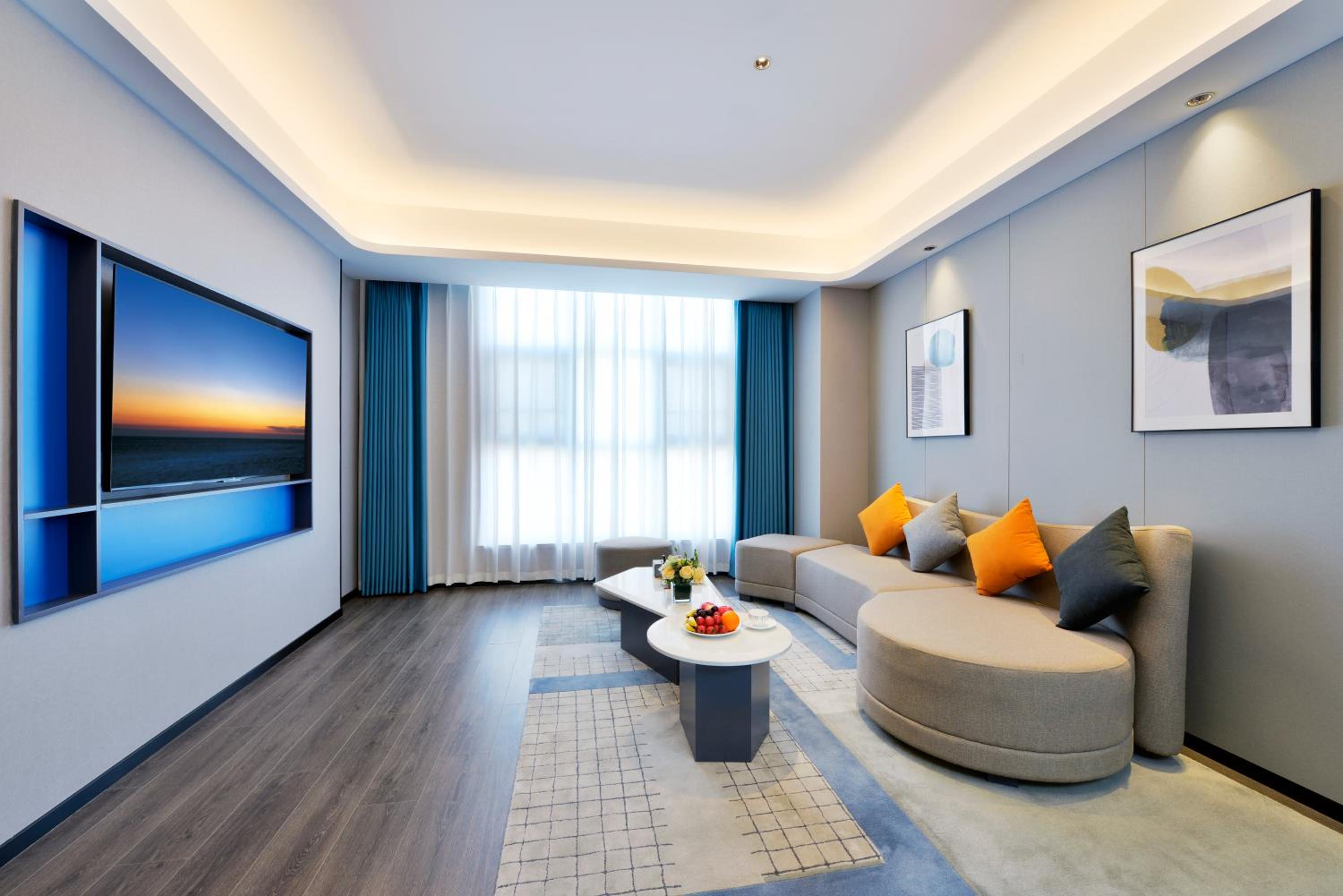 Mansion Suite photo 1
