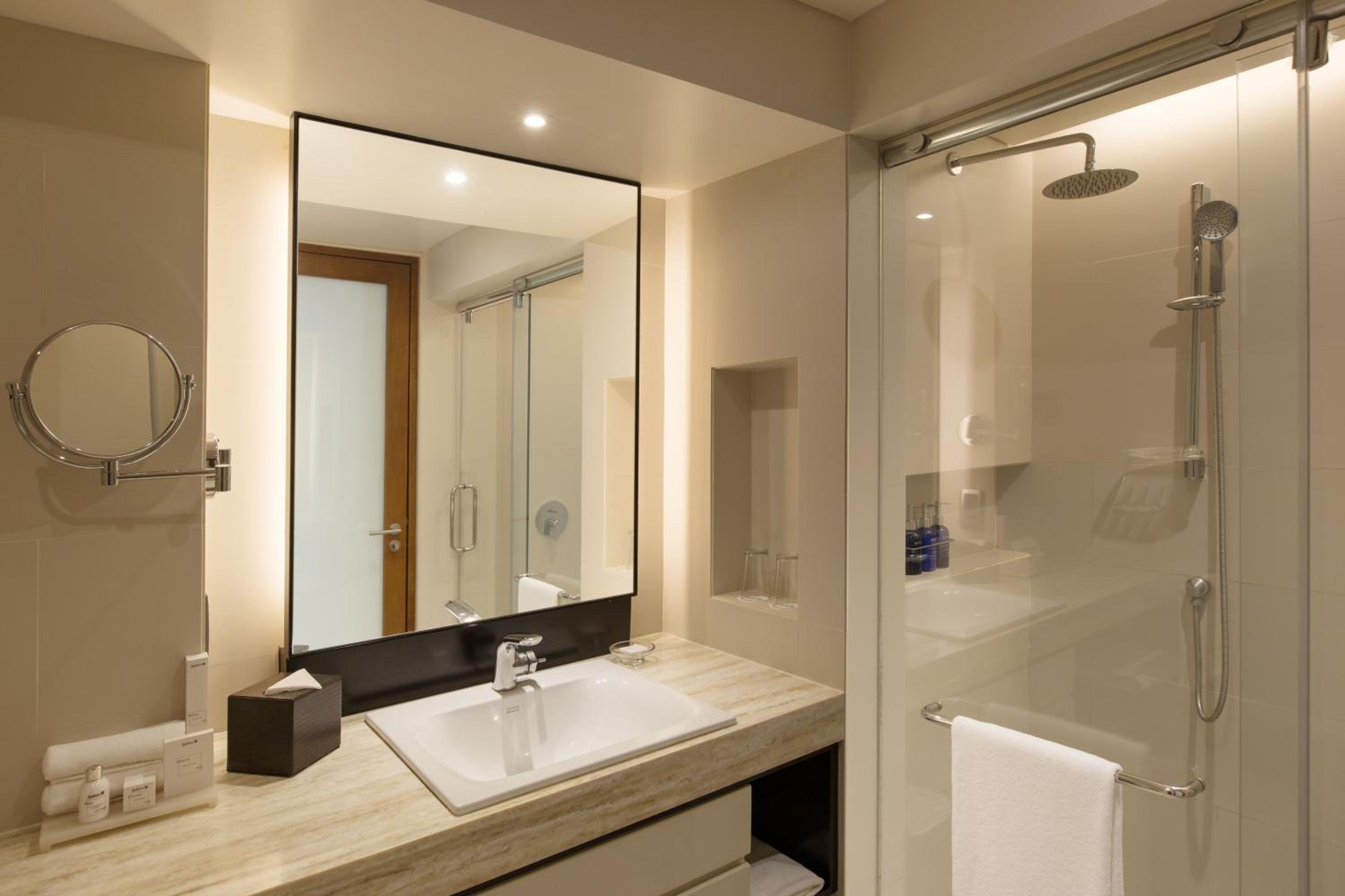 Superior Room Day Use Offer (9:00AM-6:00PM, Maximum of 6 Hours)