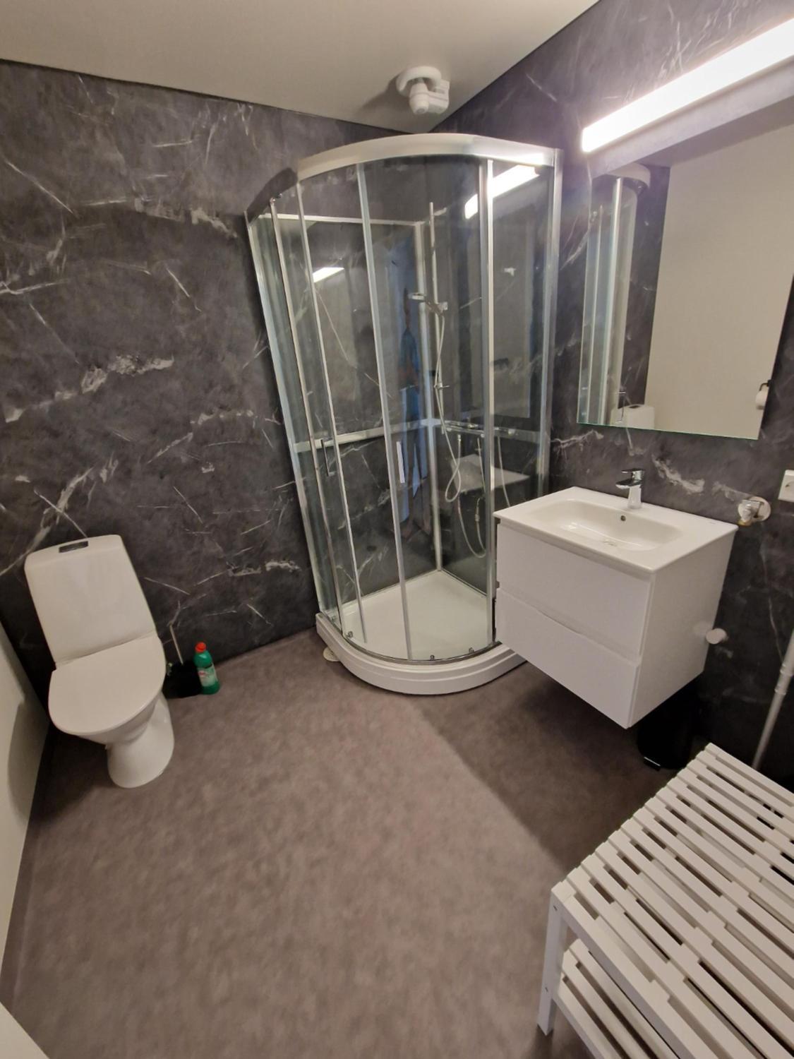 Three-Bedroom Apartment with Lake View photo 1