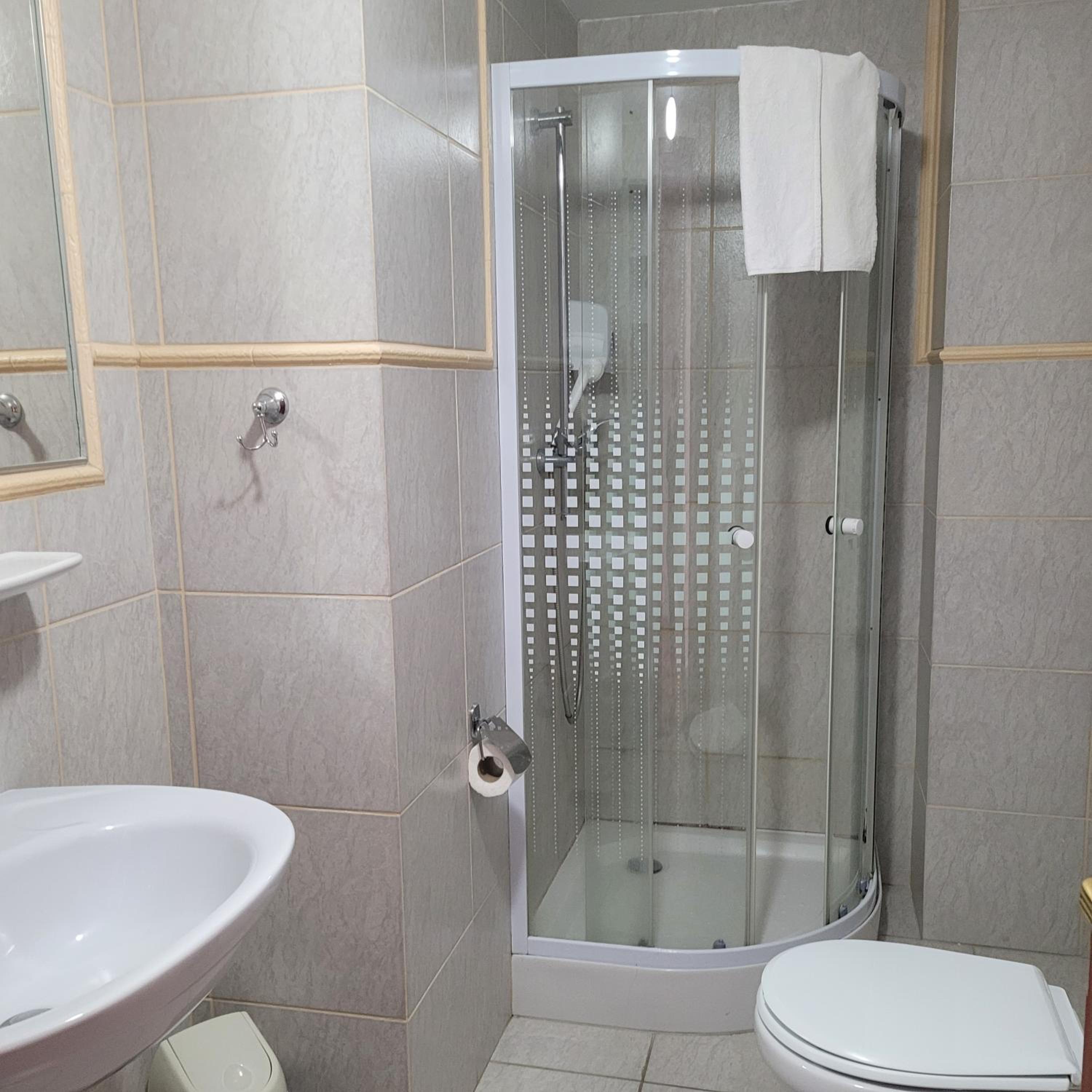 Two-Bedroom Suite photo 2
