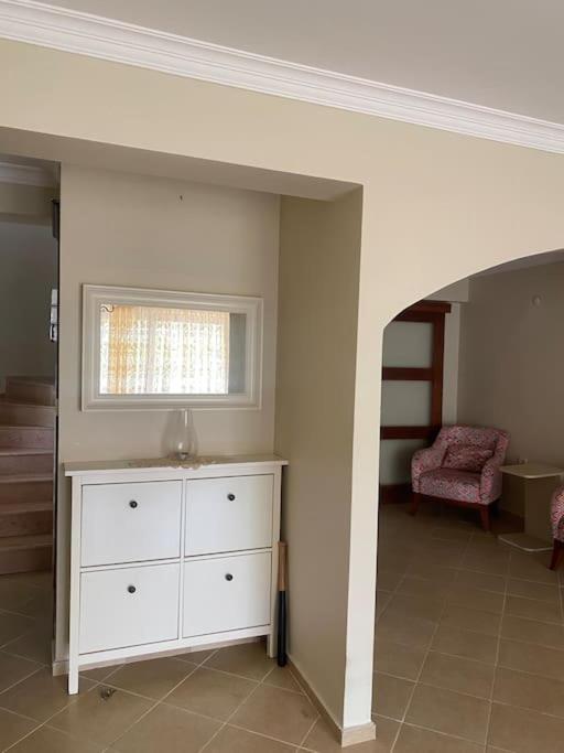 Three-Bedroom House photo 2