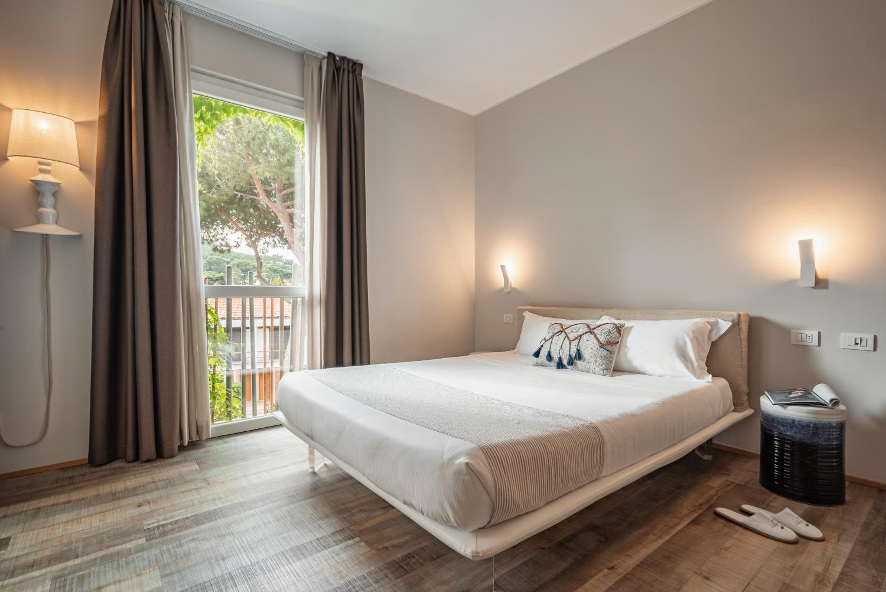 Suite with Balcony photo 1