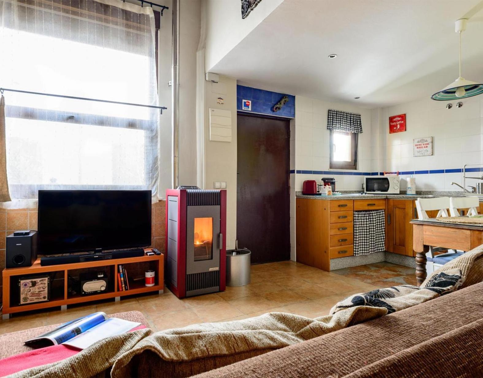 One-Bedroom House photo 3