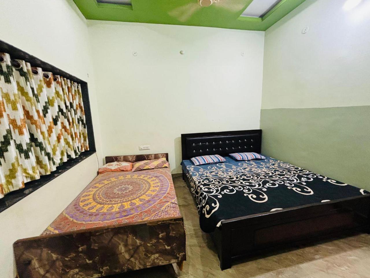 Standard King Room photo 1