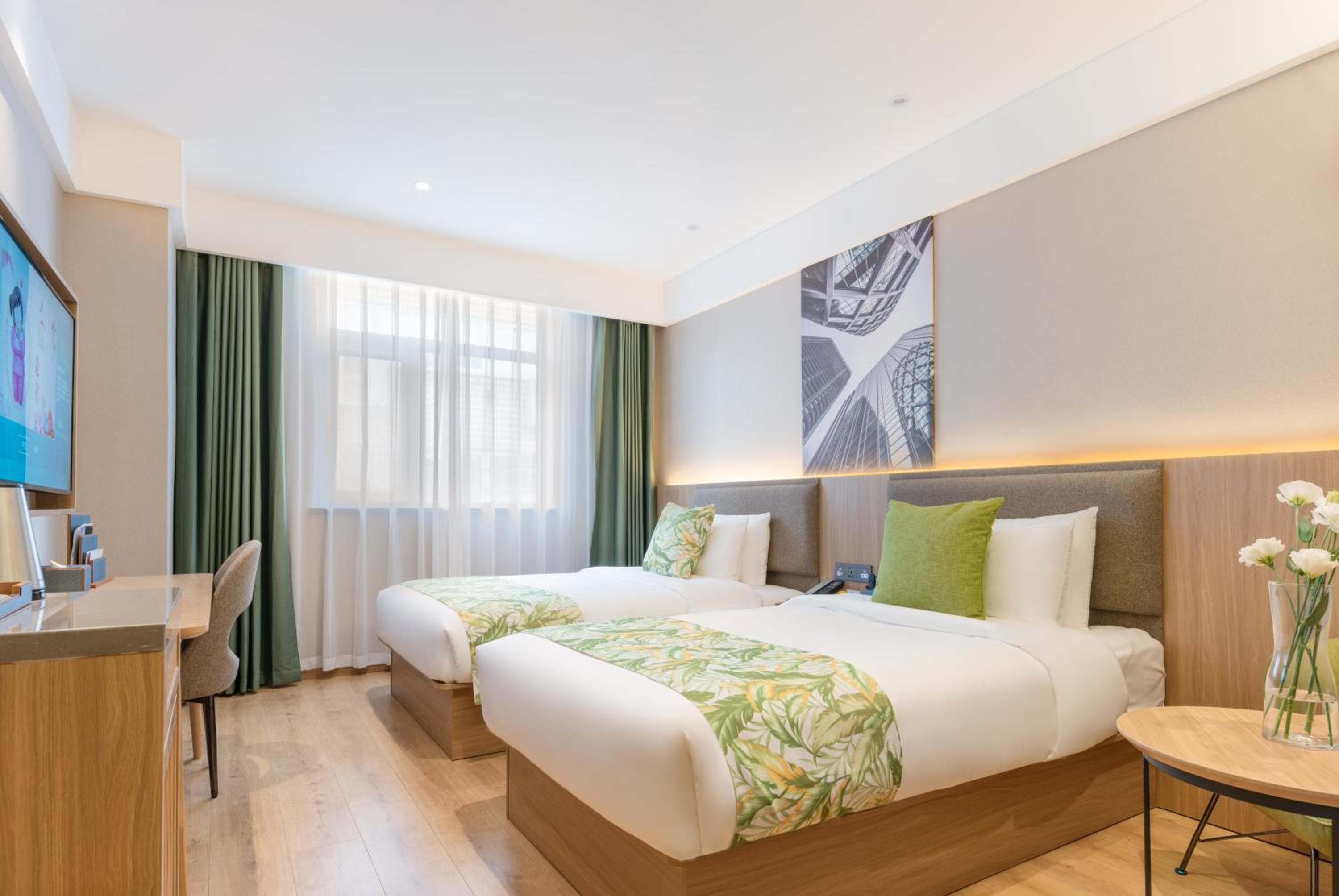 Romantic Twin Room