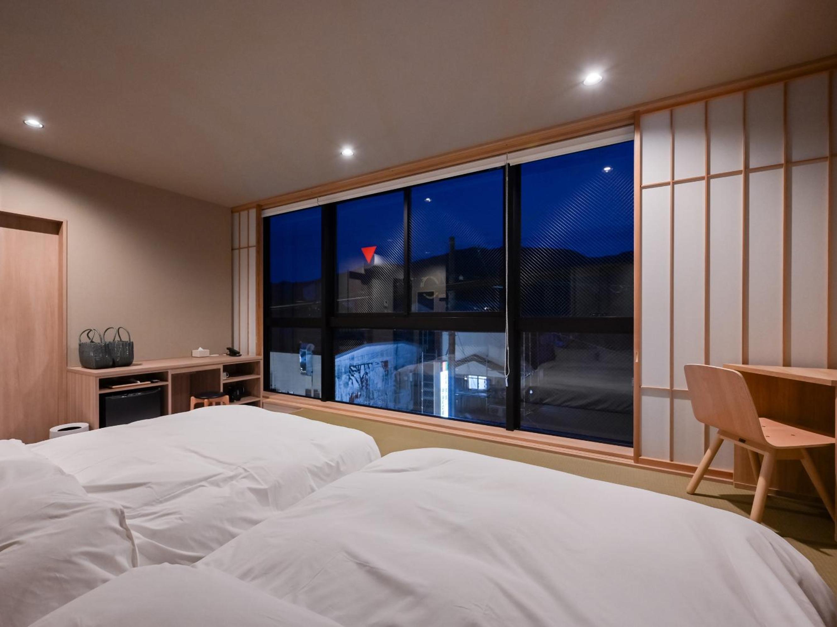Superior Twin Room photo 3