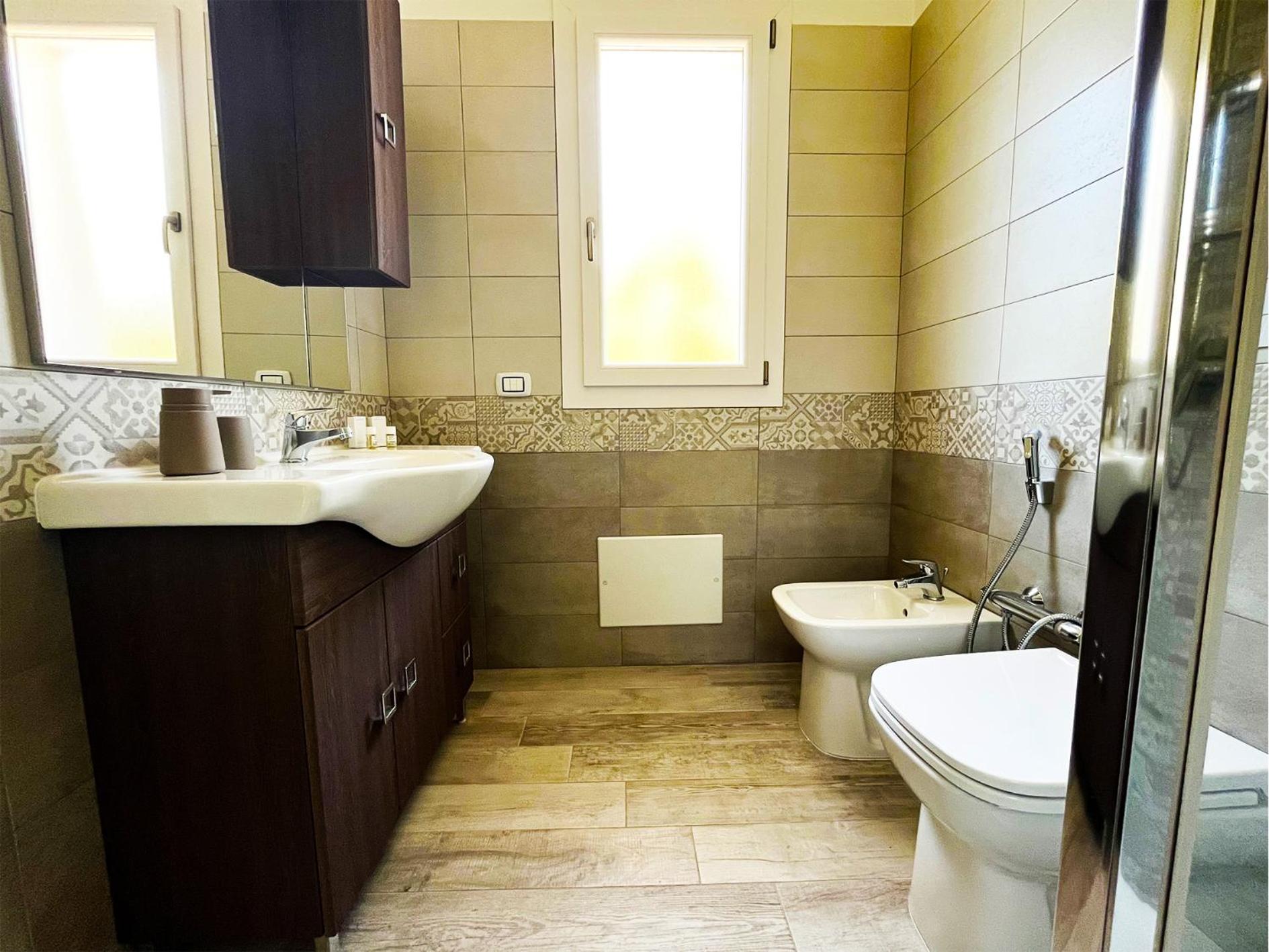 Deluxe Double Room with Balcony photo 3