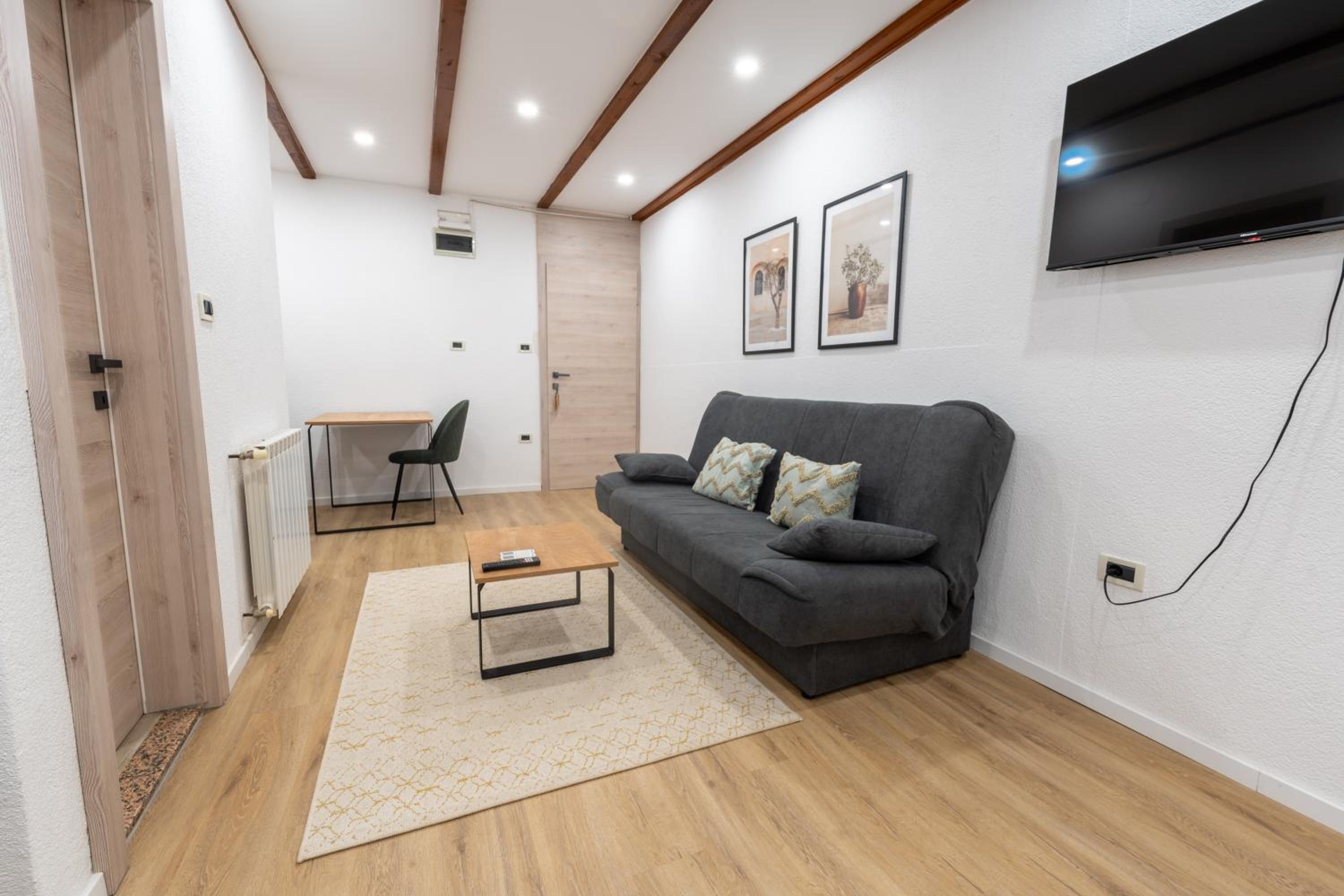 Superior King Room photo 3