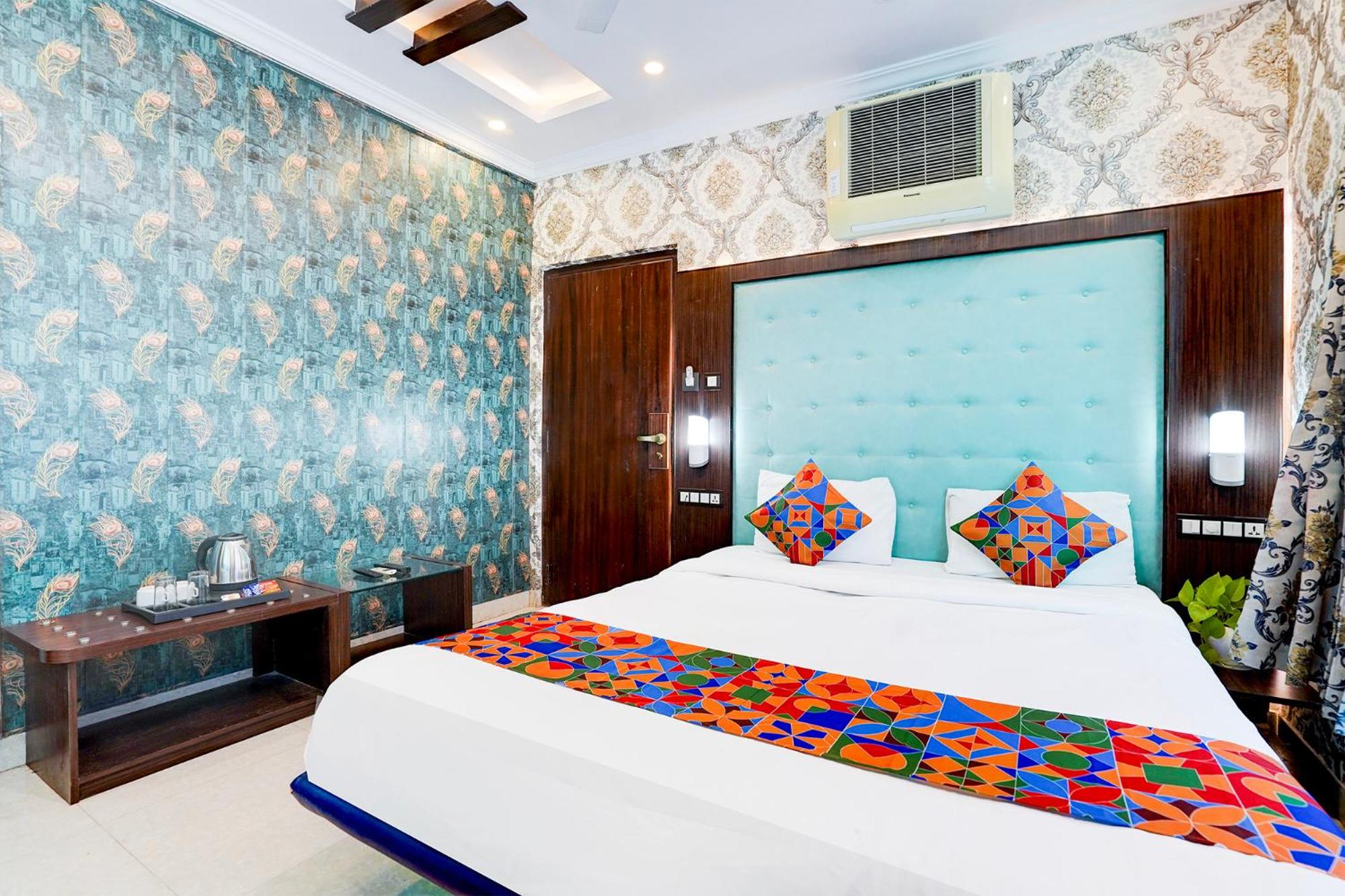 Standard Suite - Photo 4
