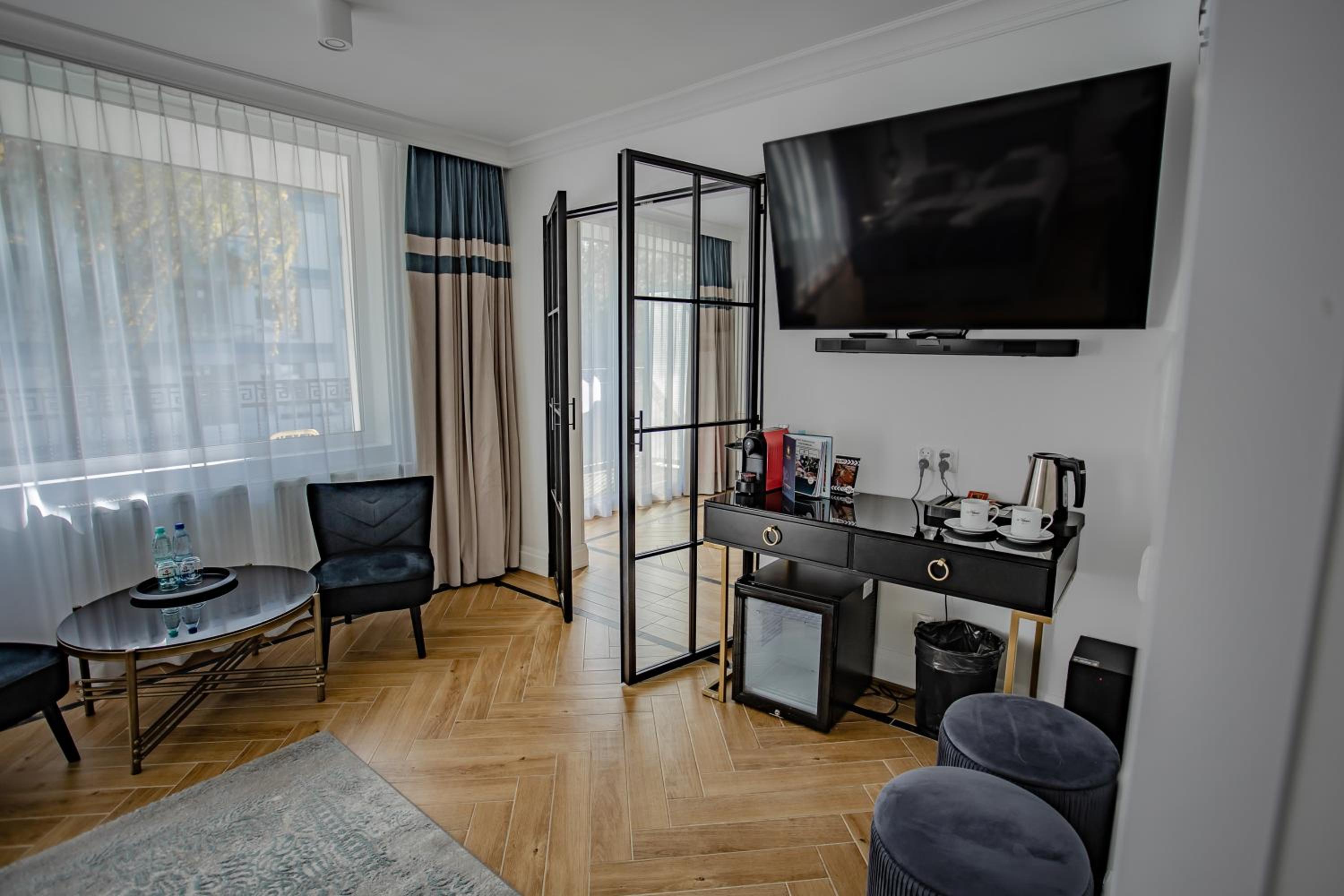 Family Suite - Photo 12