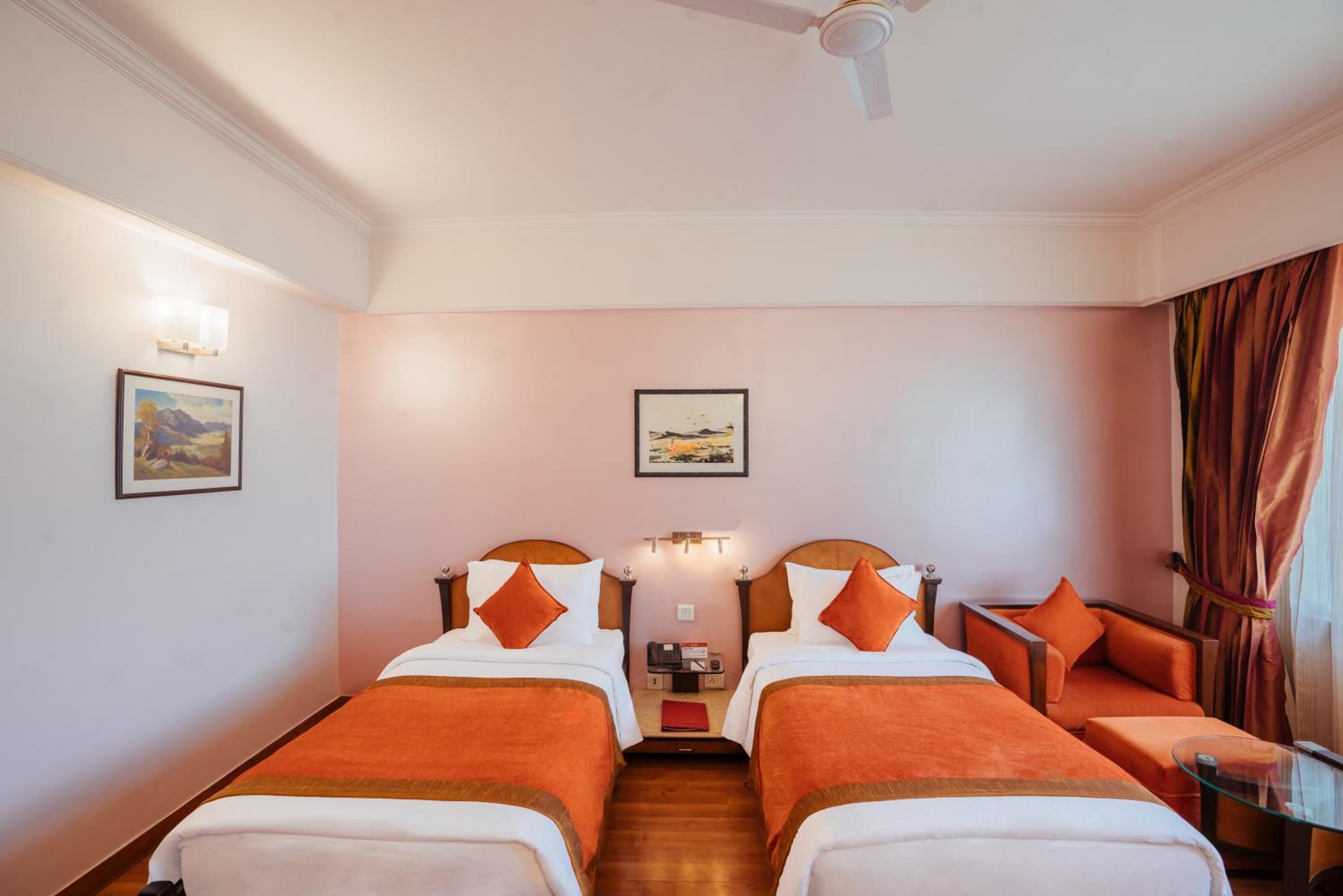 Superior Twin Room - Photo 1