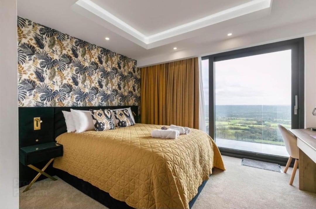 King Room with Balcony