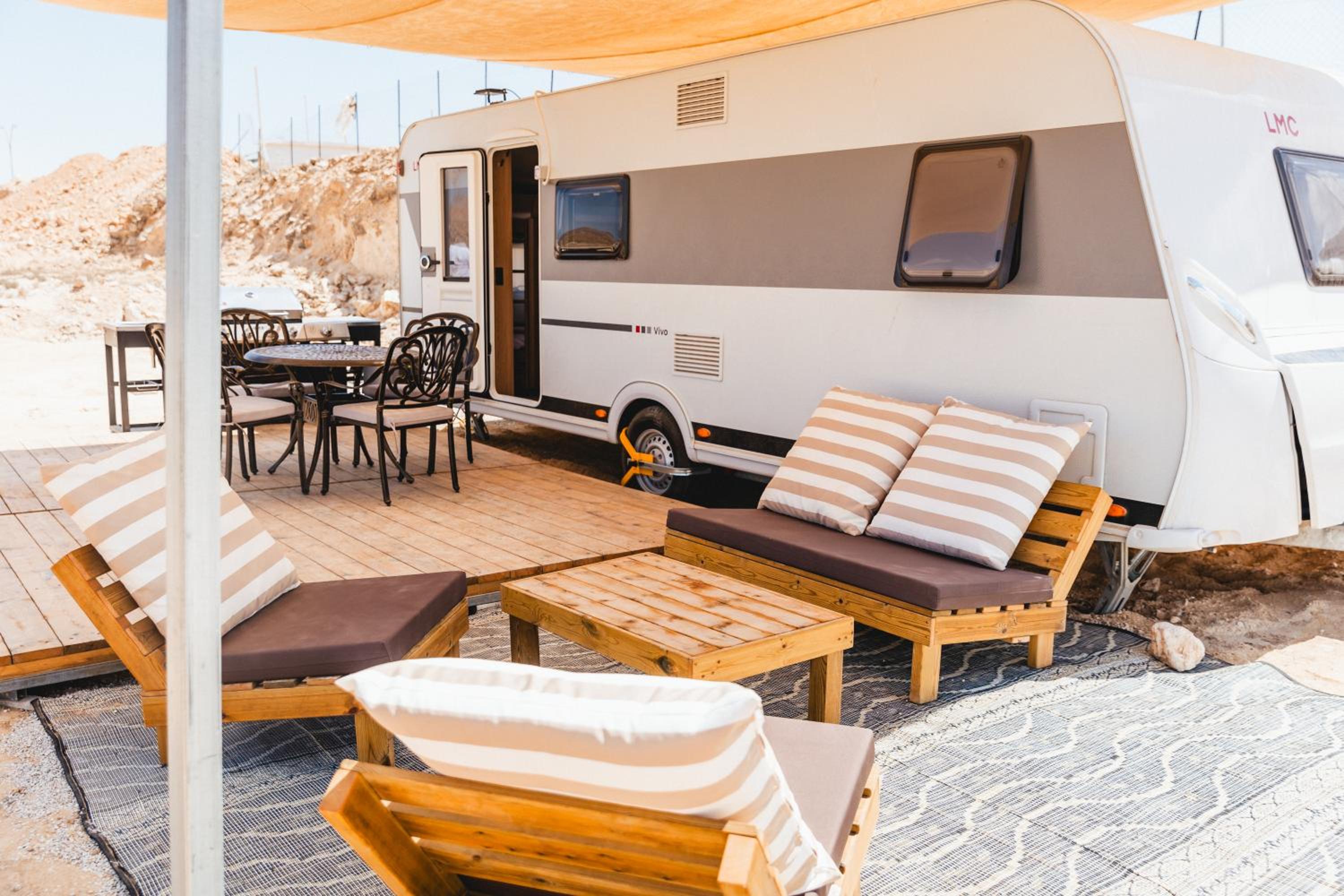 Caravan photo 2
