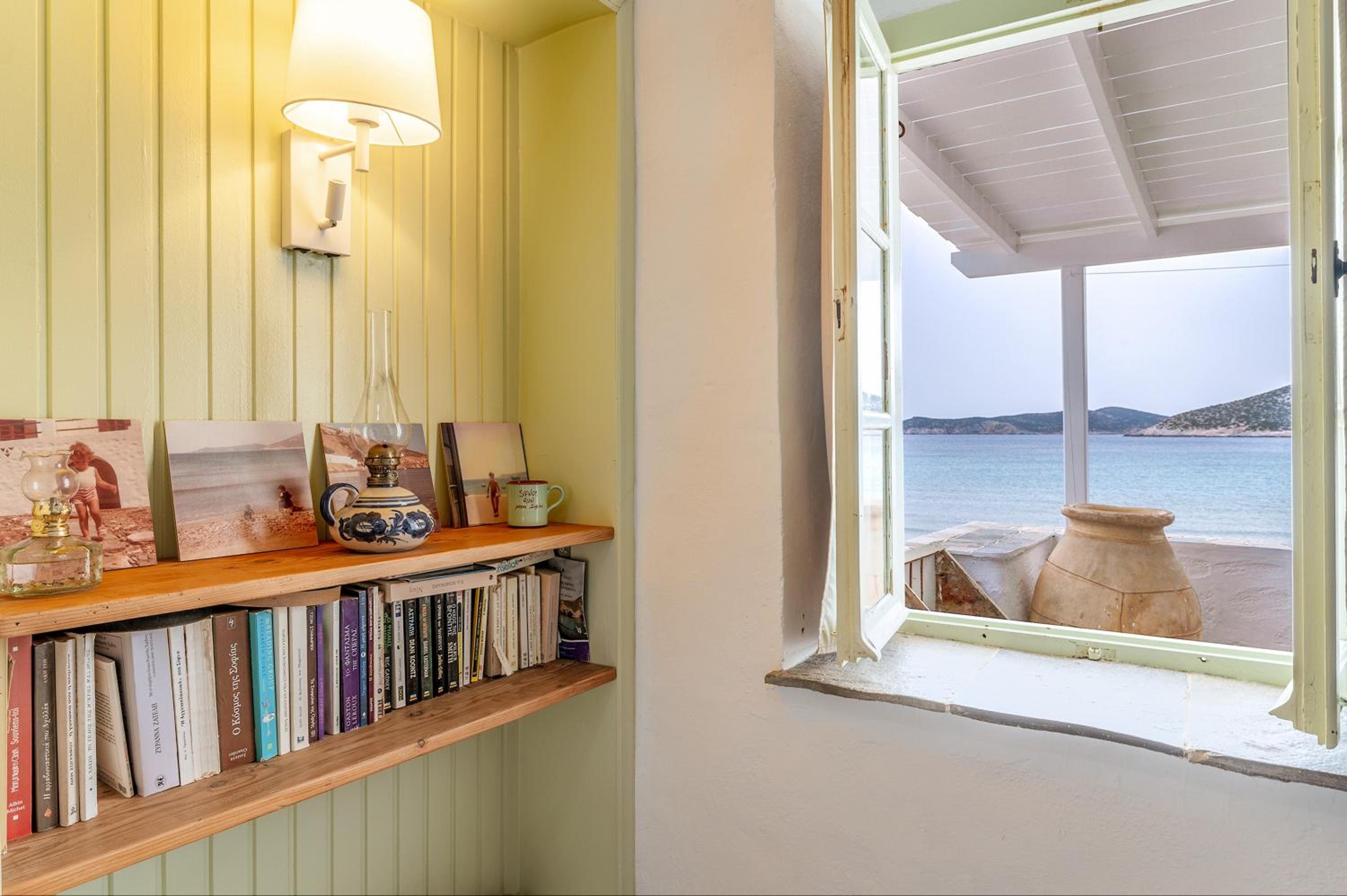 One-Bedroom House photo 2